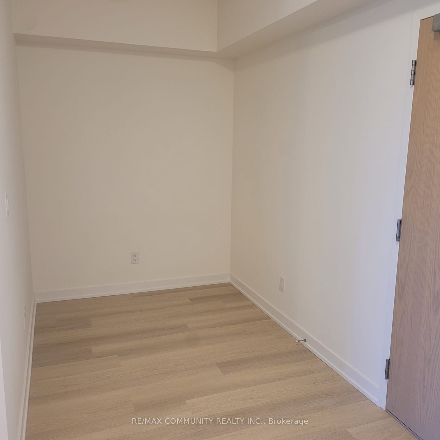 Unit 212 - 2825 Jane Street, North York 3