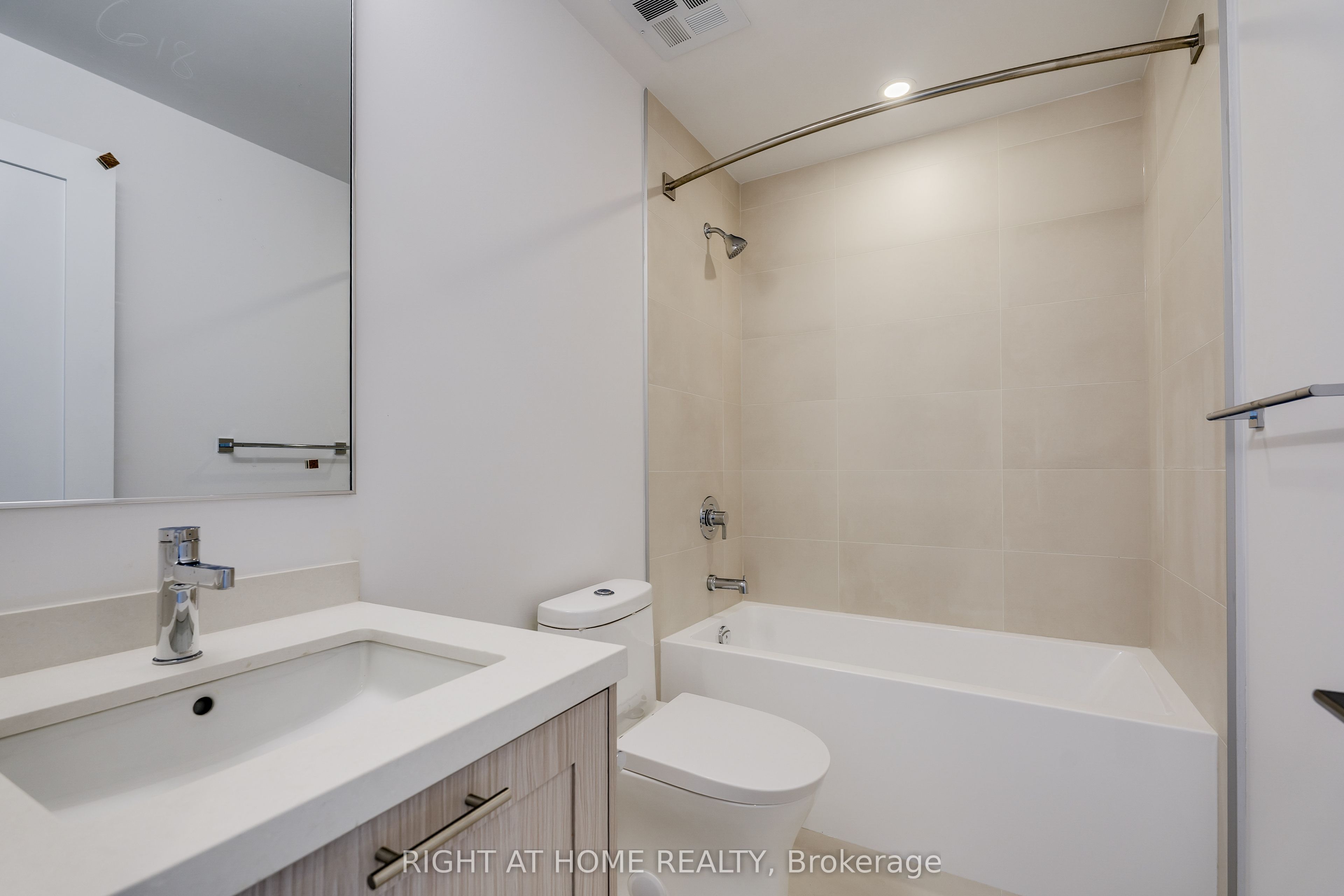 Unit 618 - 2946 Dundas Street W, Toronto 5