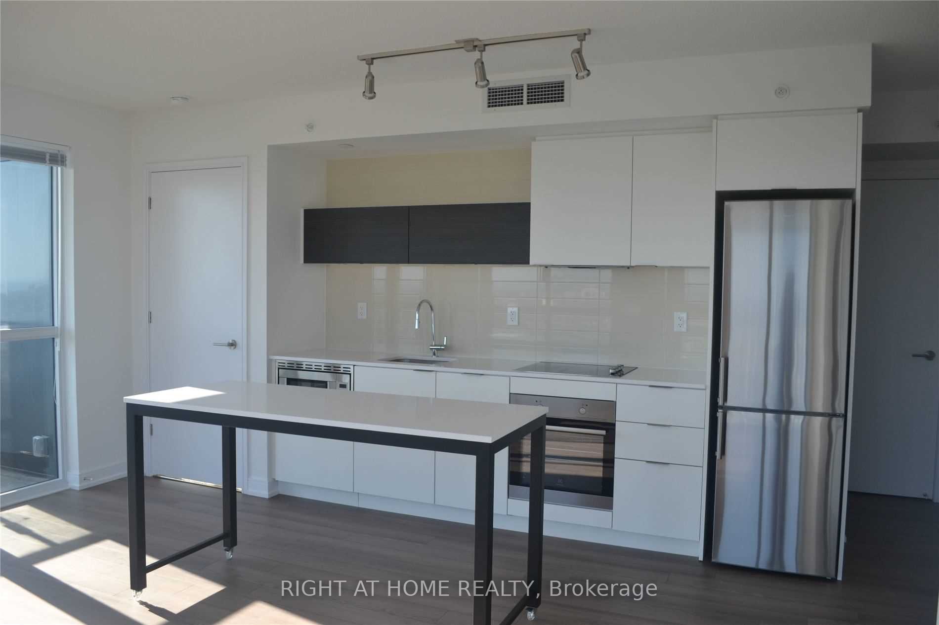 Unit 2009 - 20 Thomas Riley Road, Etobicoke 3