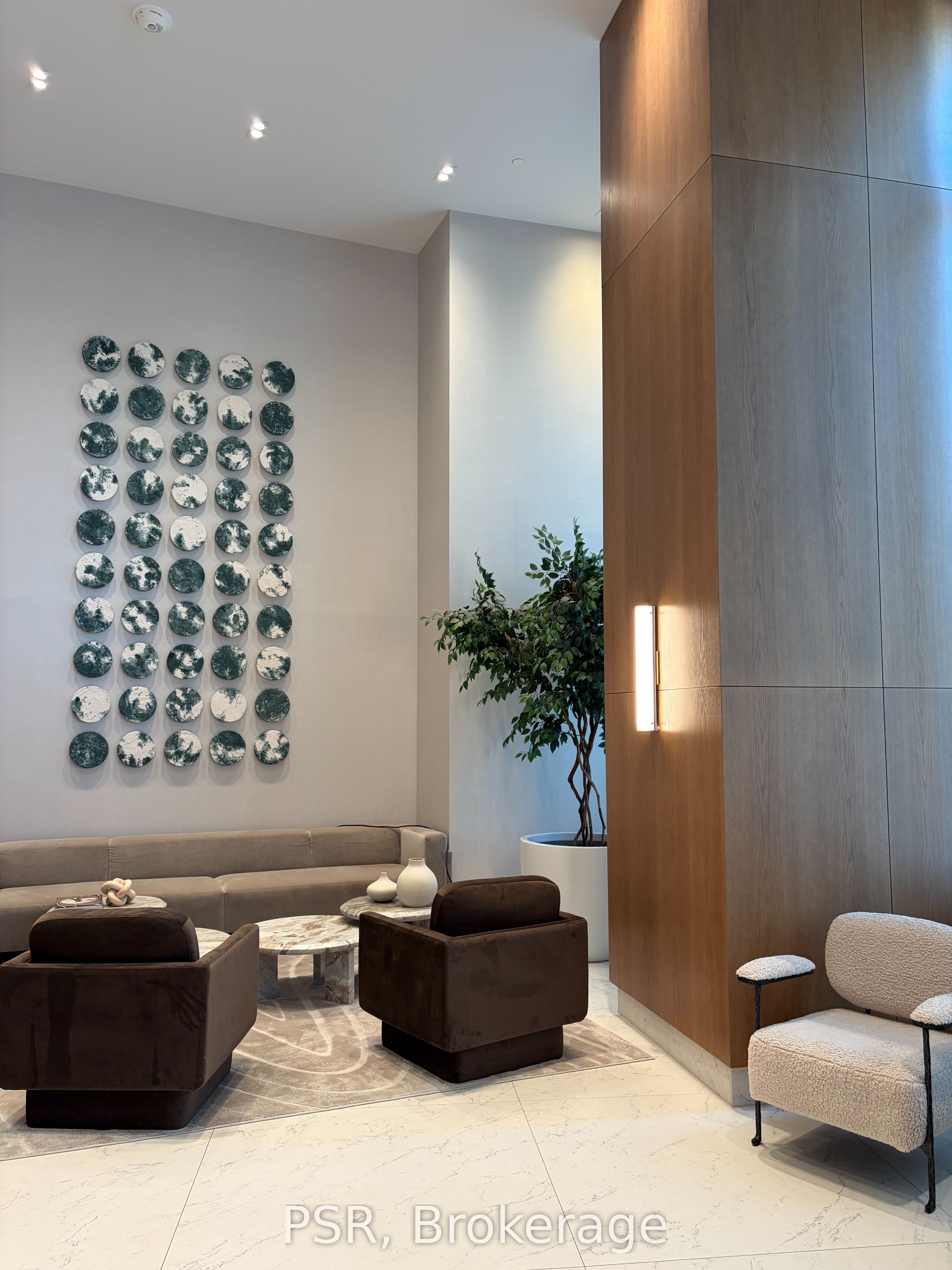 Unit 611 - 1185 Dupont Street, Toronto 2