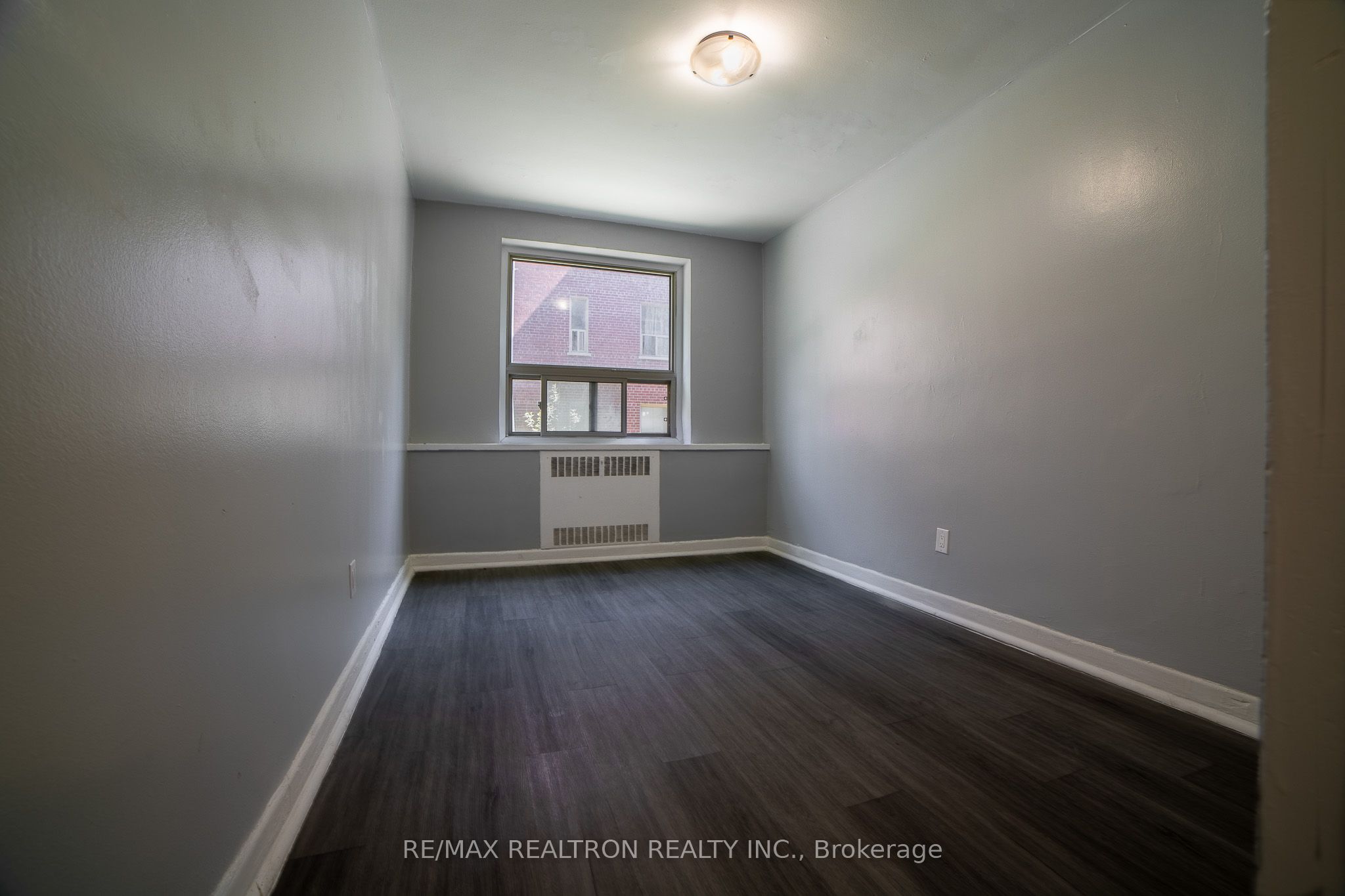 Unit 111 - 2369 Lake Shore Boulevard W, Etobicoke 5