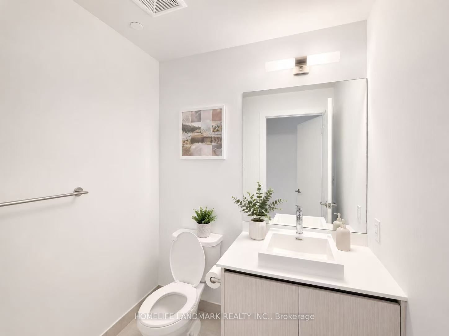 Unit 125 - 251 Manitoba Street, Etobicoke 3