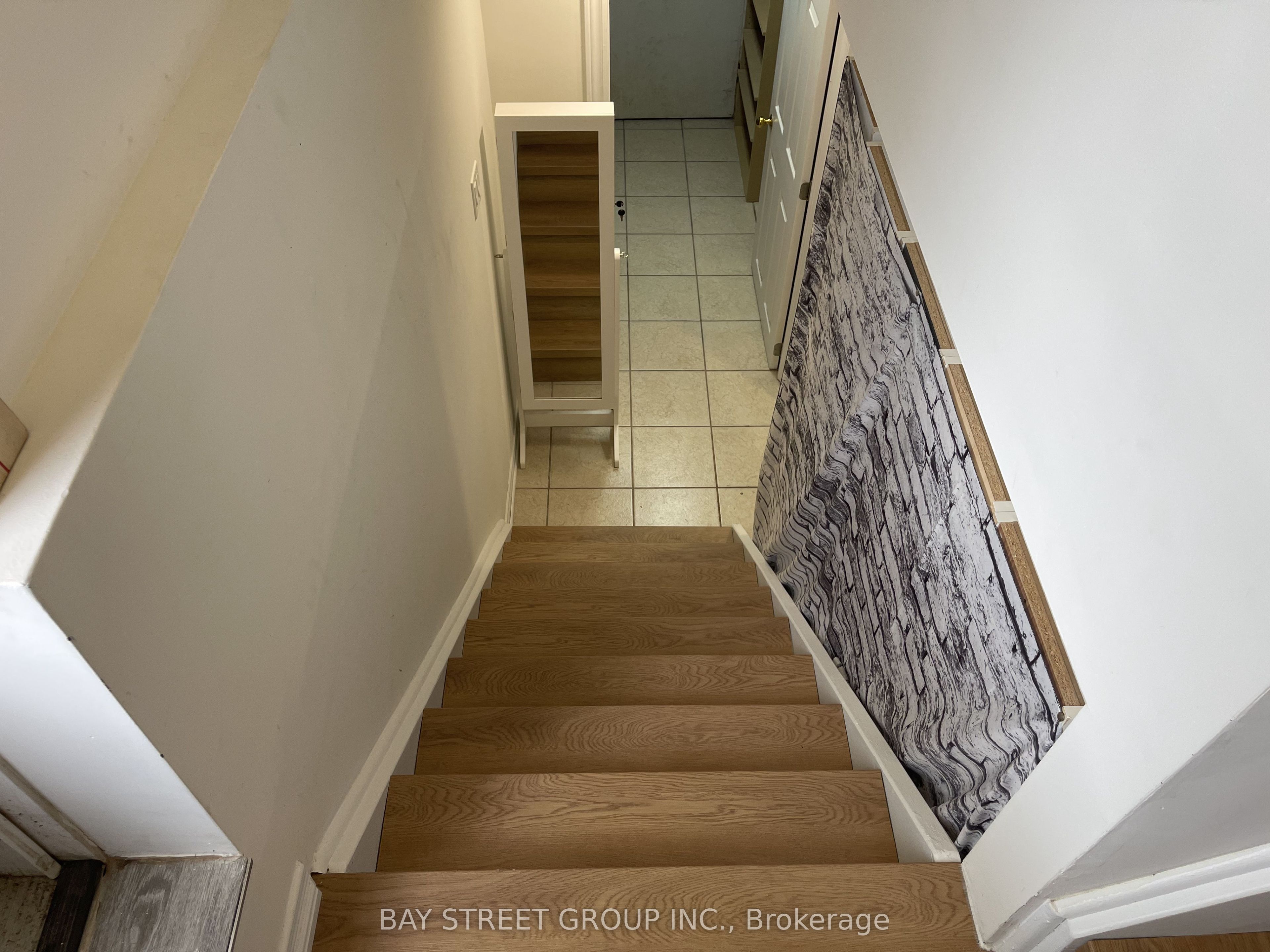 Unit Lower - 1 Tralee Street, Brampton 5