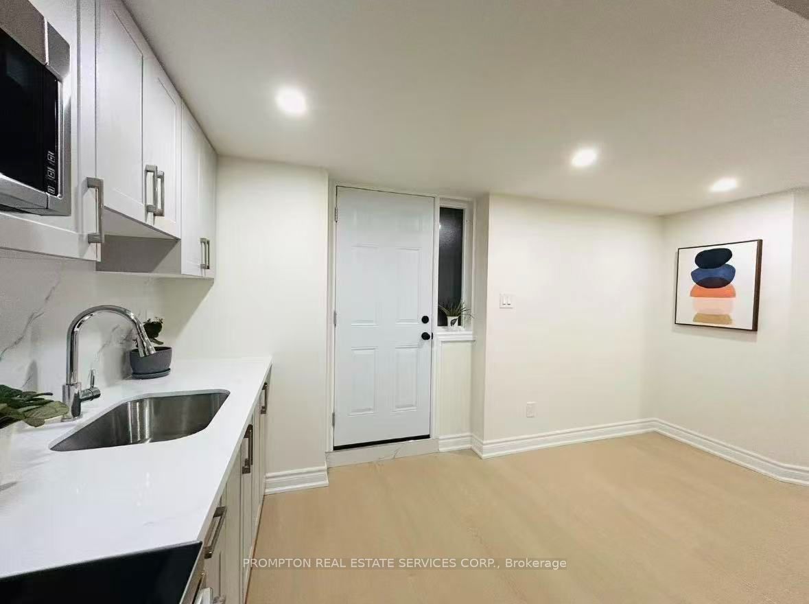 Unit BSMT - 1443 Cooper Court, Oakville 4