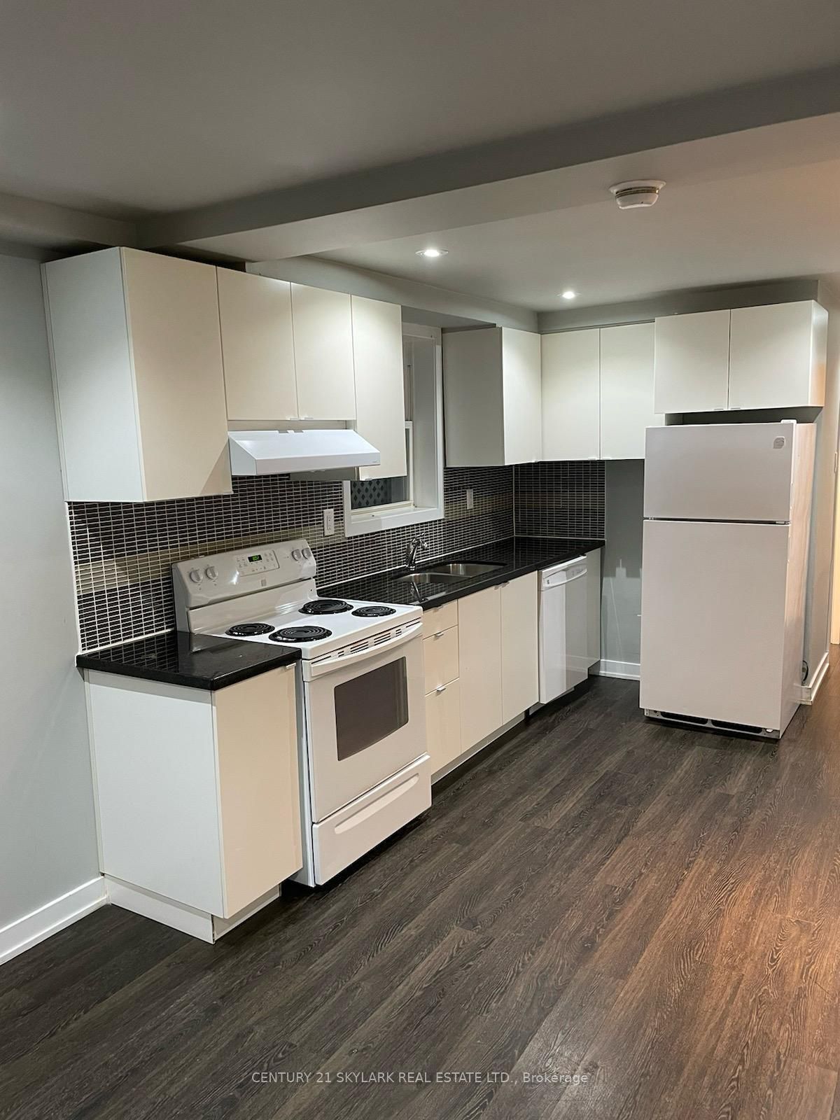 Unit Lower - 78 Cavell Avenue, Etobicoke 2