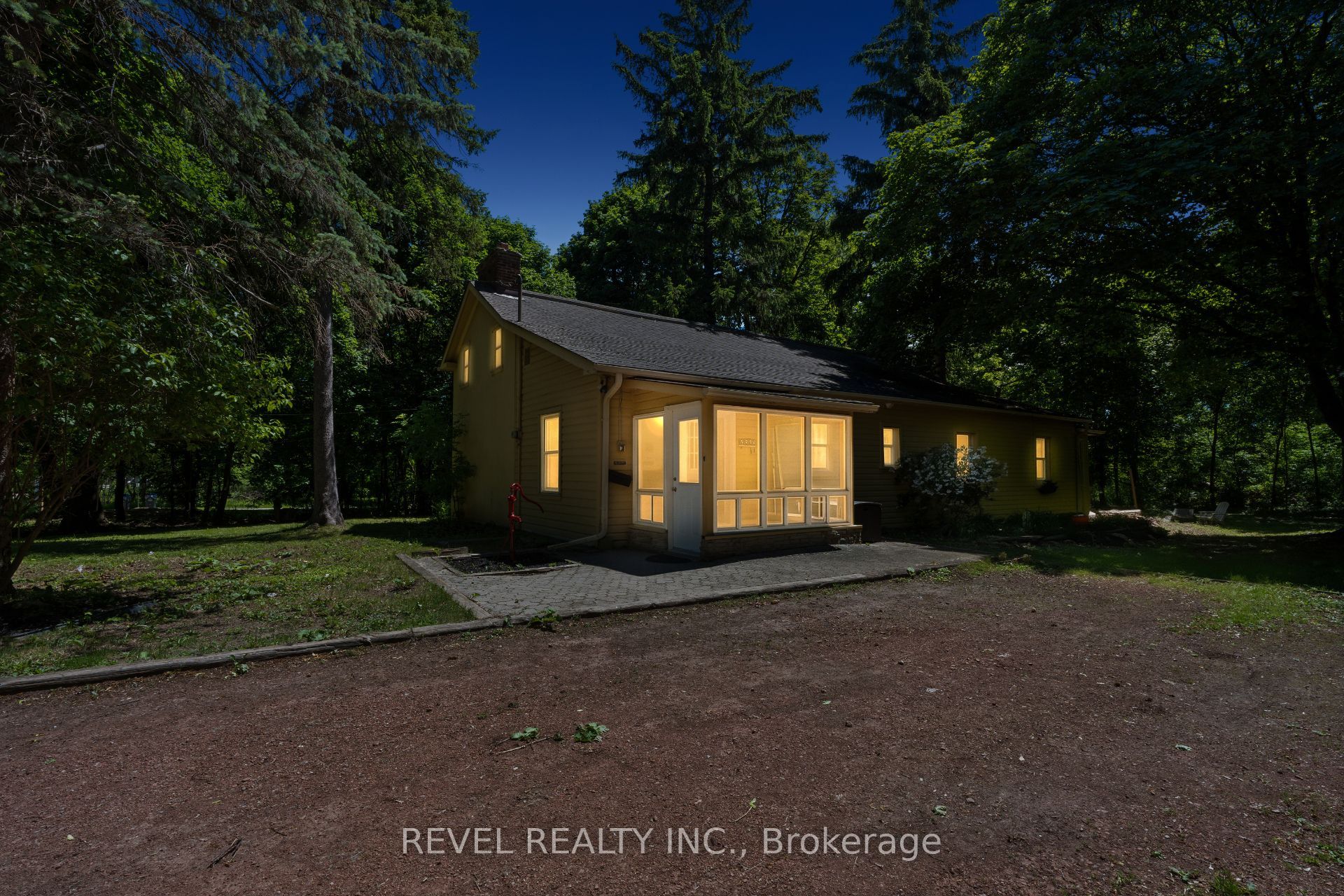 41 Mill Street, Mississauga 3