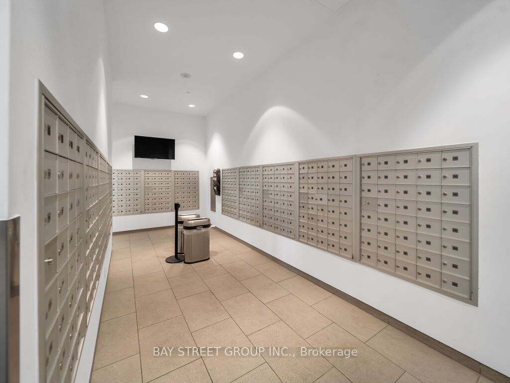 Unit 1501 - 105 The Queensway Avenue, Toronto 5