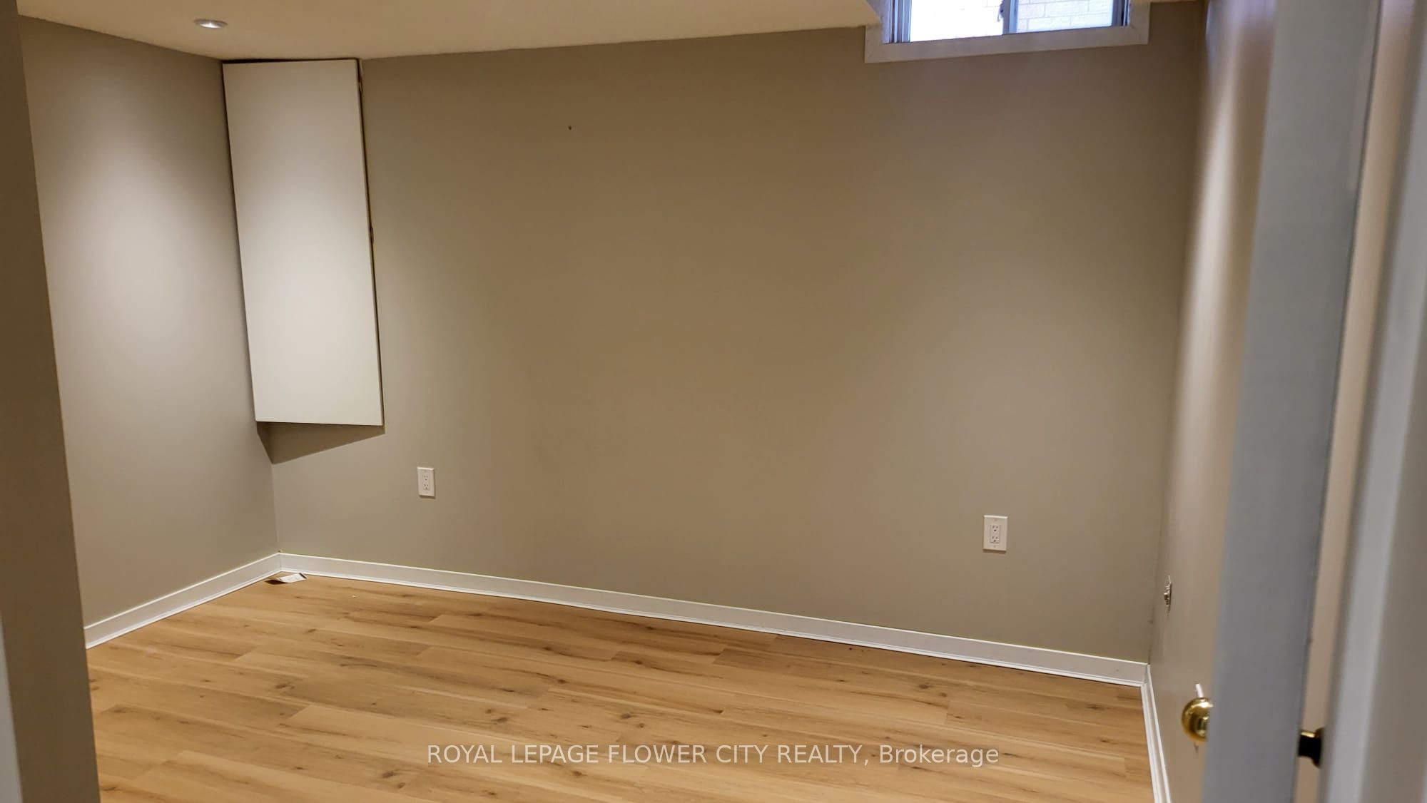 2605 Innisfil Road, Mississauga 4