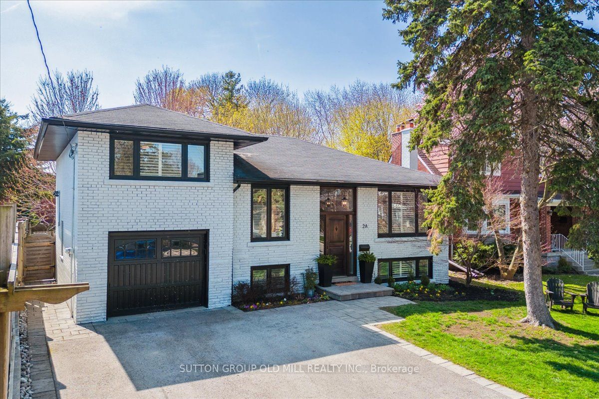 2A Elton Crescent, Etobicoke 2