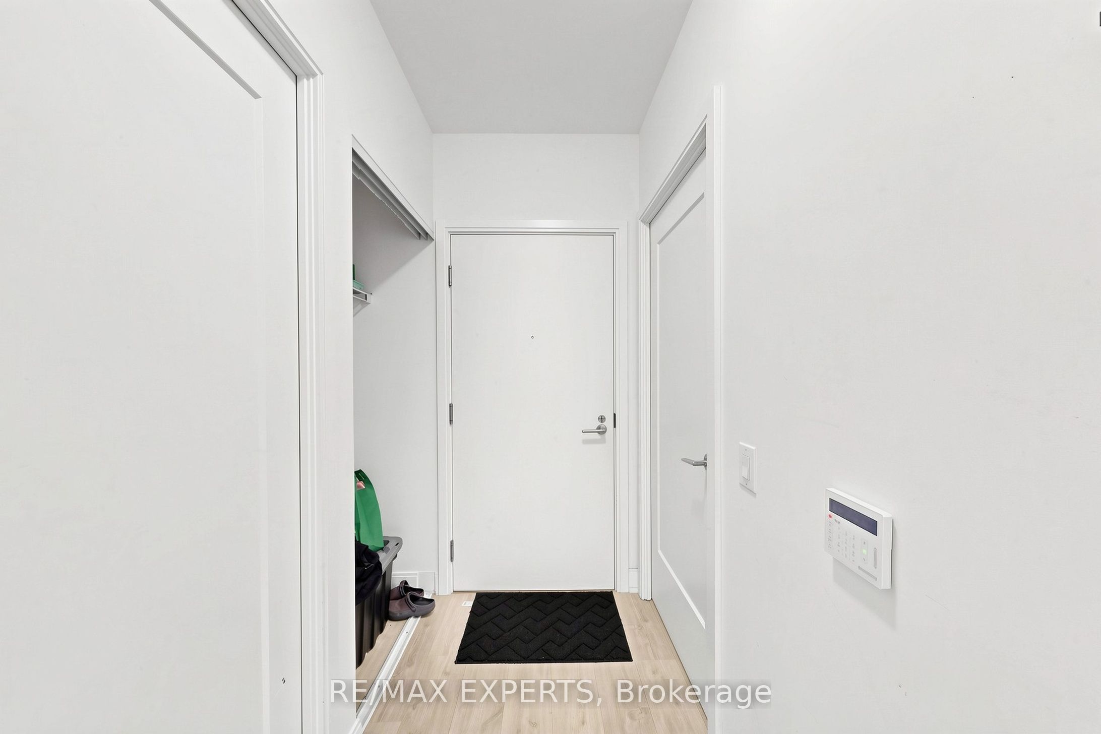 Unit 305 - 70 Annie Craig Drive, Etobicoke 3