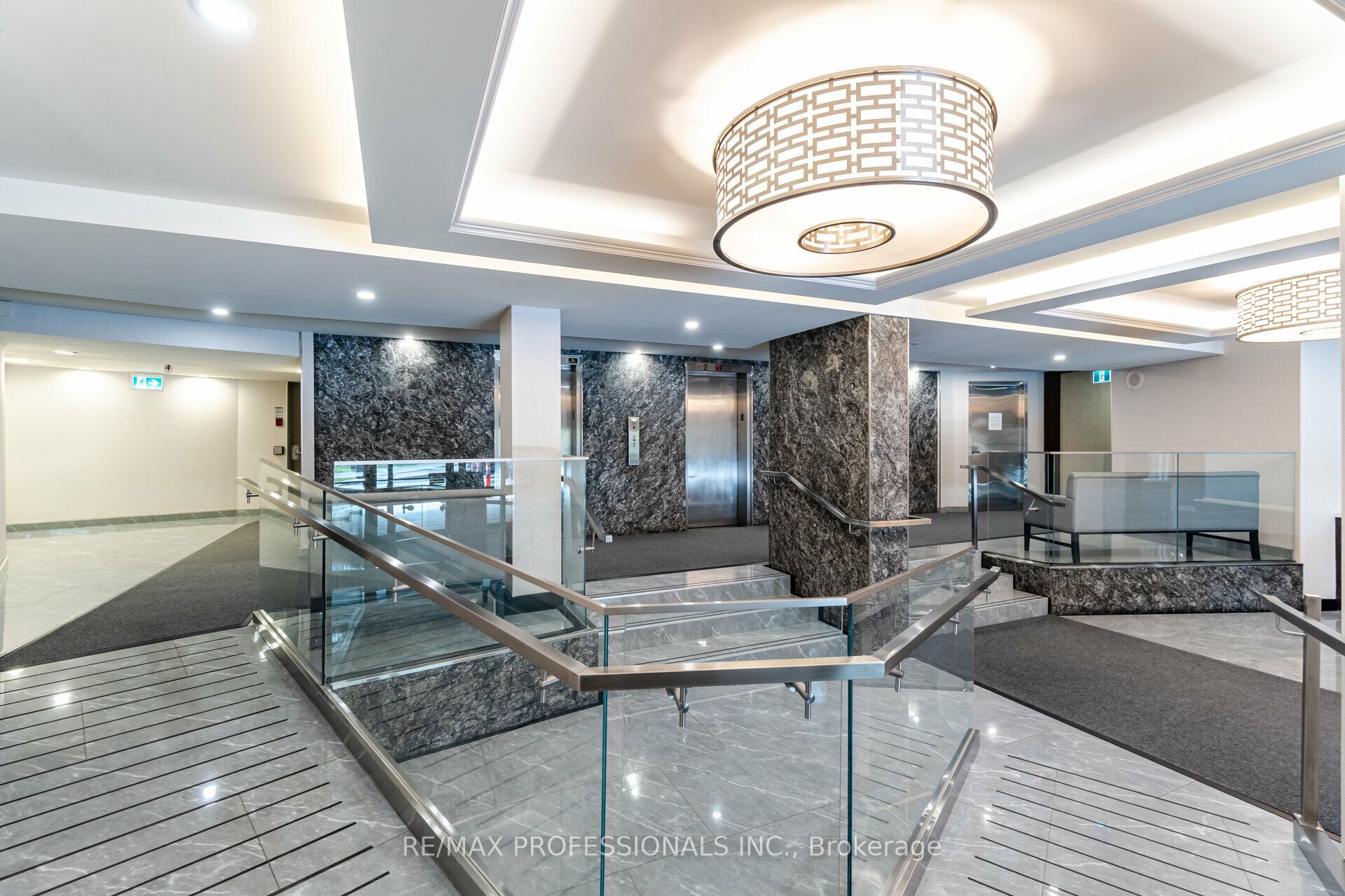 Unit 1907 - 714 The West Mall, Etobicoke 3