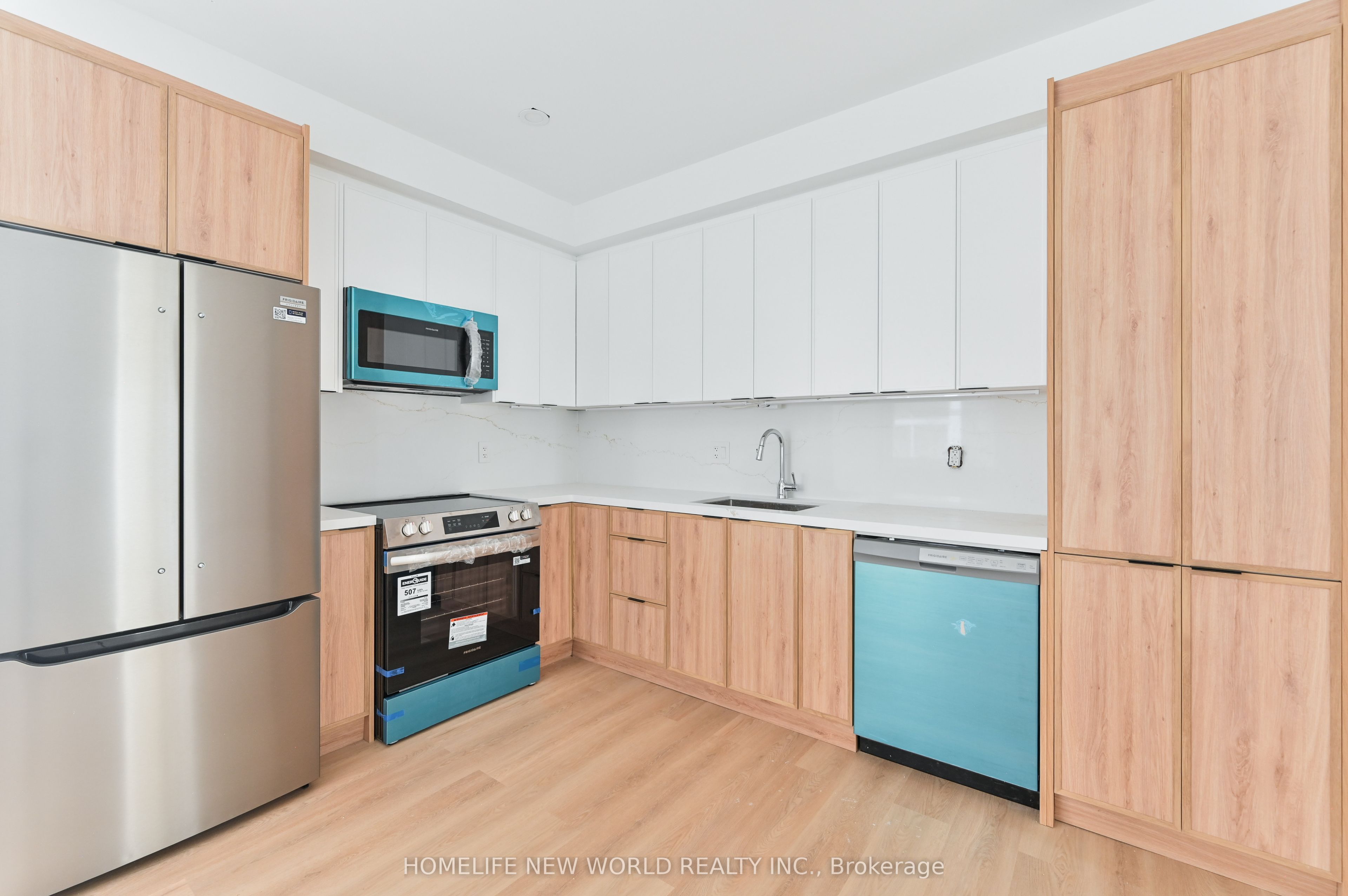 Unit Main - 228 Emerson Ave Avenue, Toronto 4