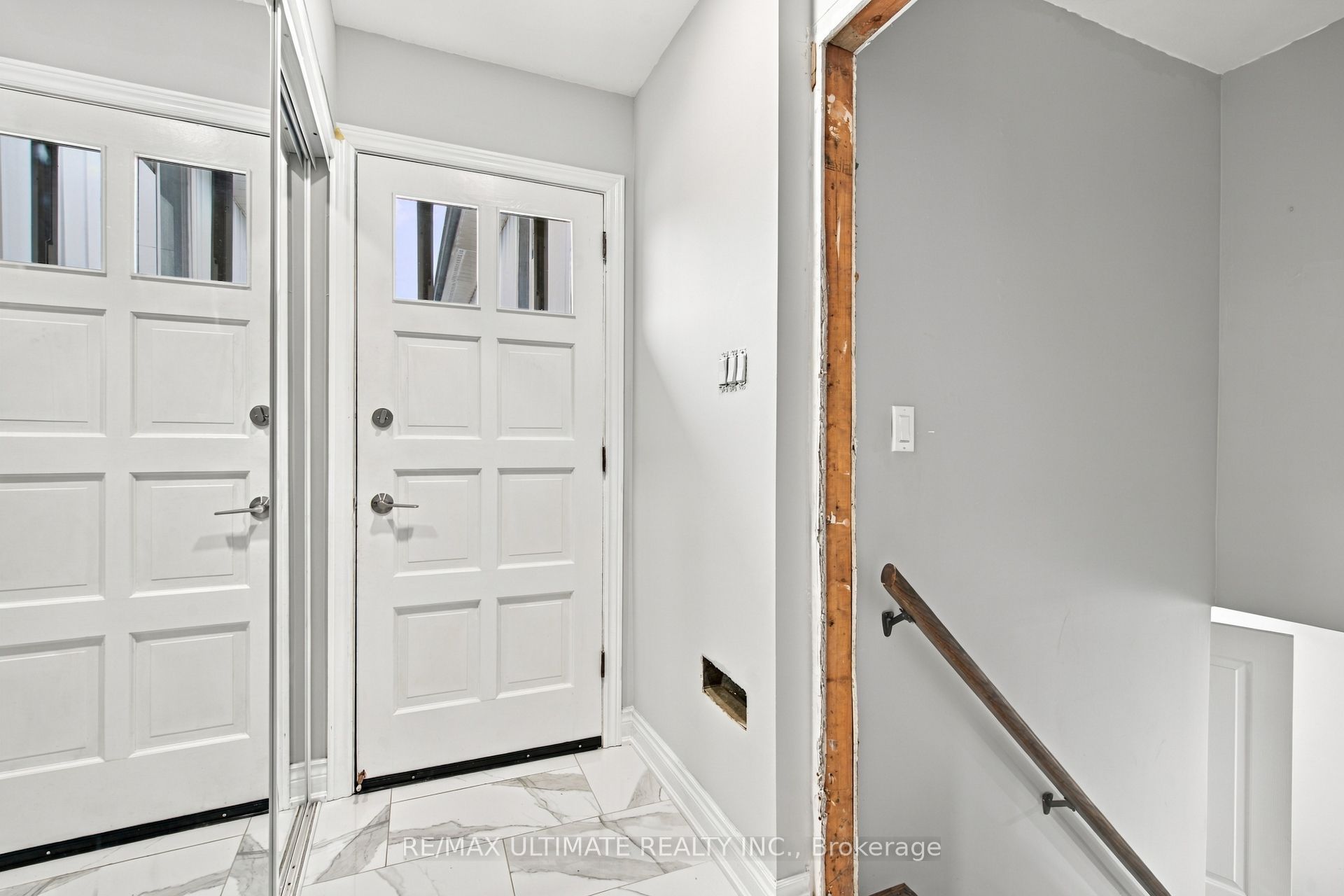 7639 Kittridge Drive, Mississauga 5