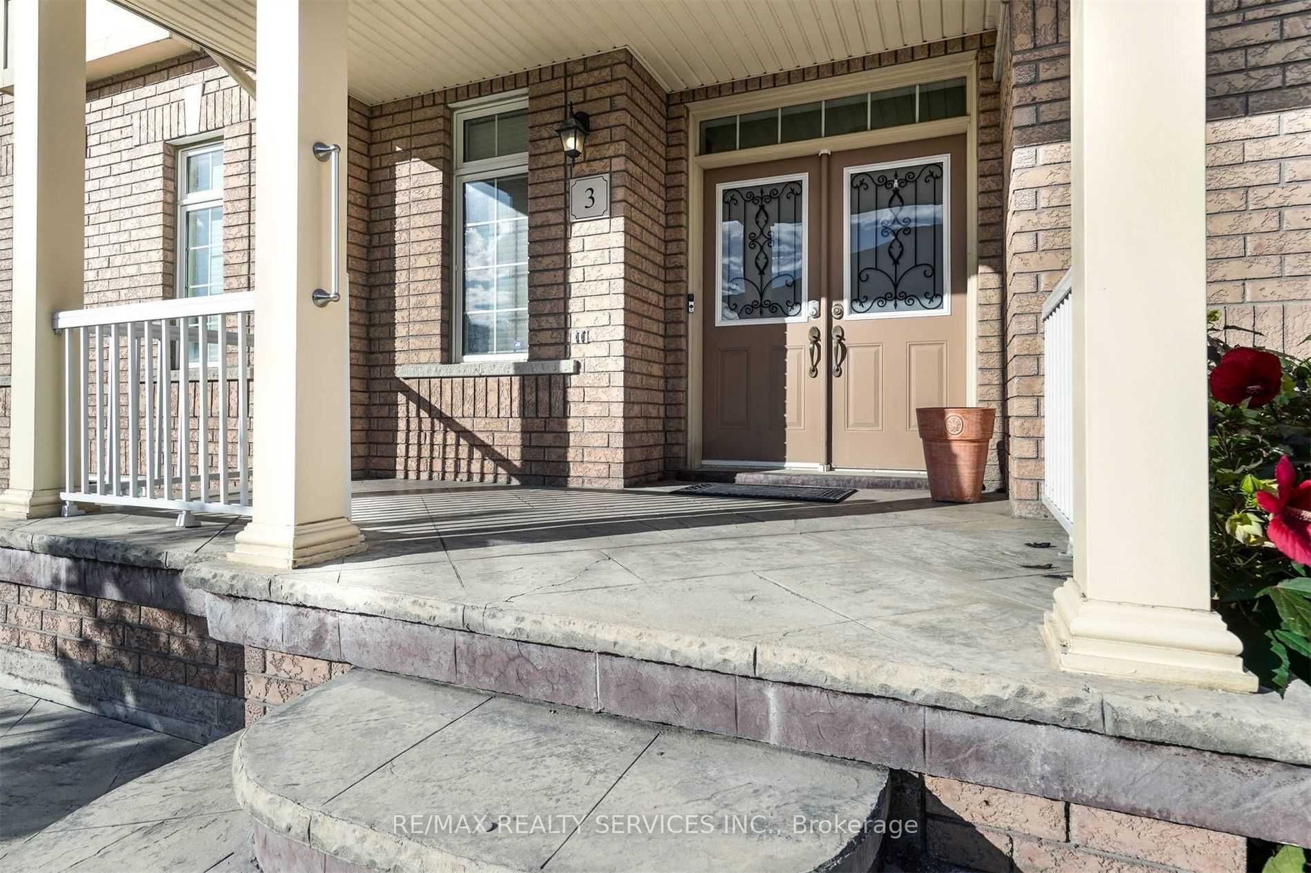 Unit Upper - 3 Coolwater Drive, Brampton 2