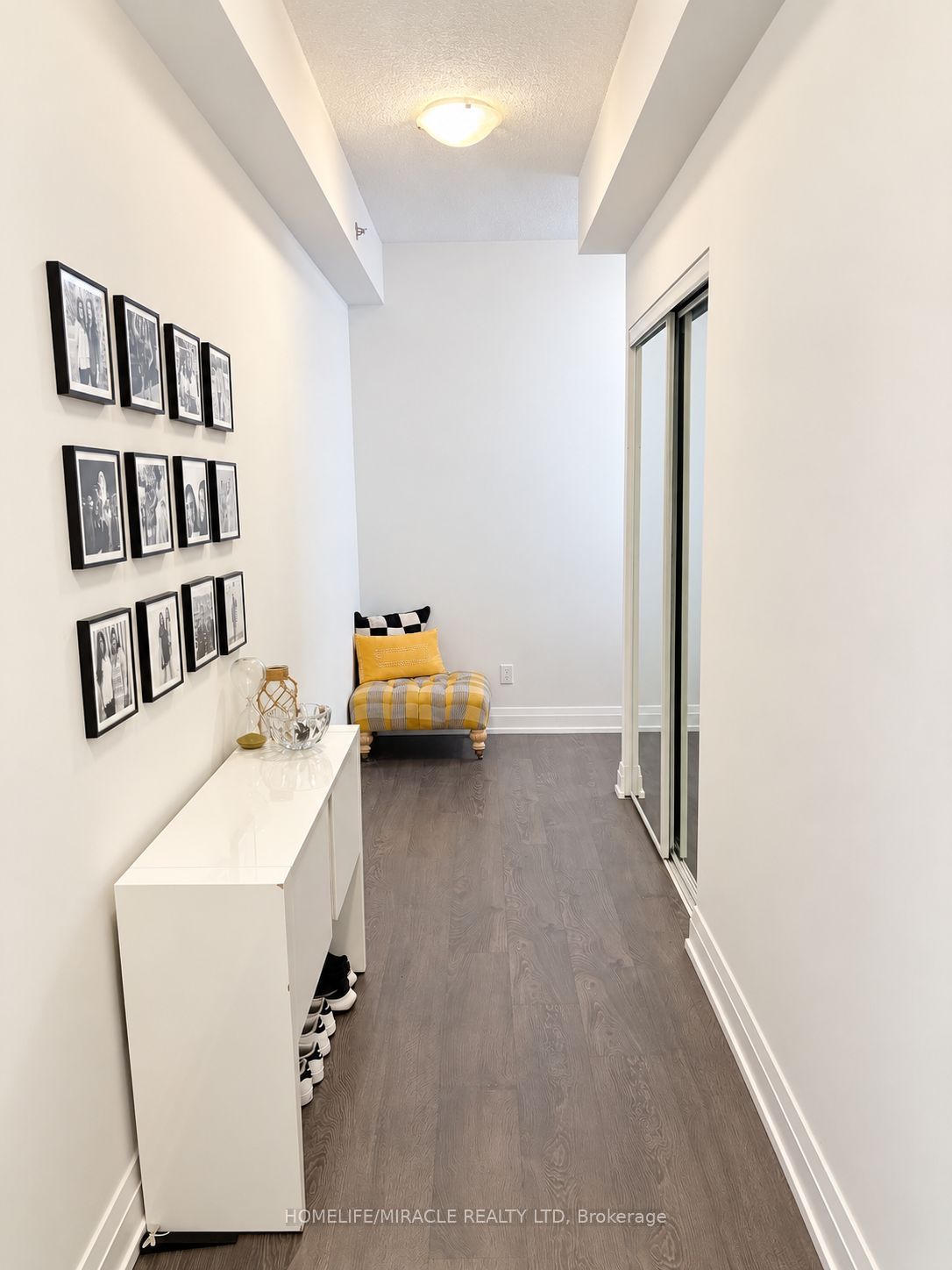 Unit 911 - 65 Speers Road, Oakville 5