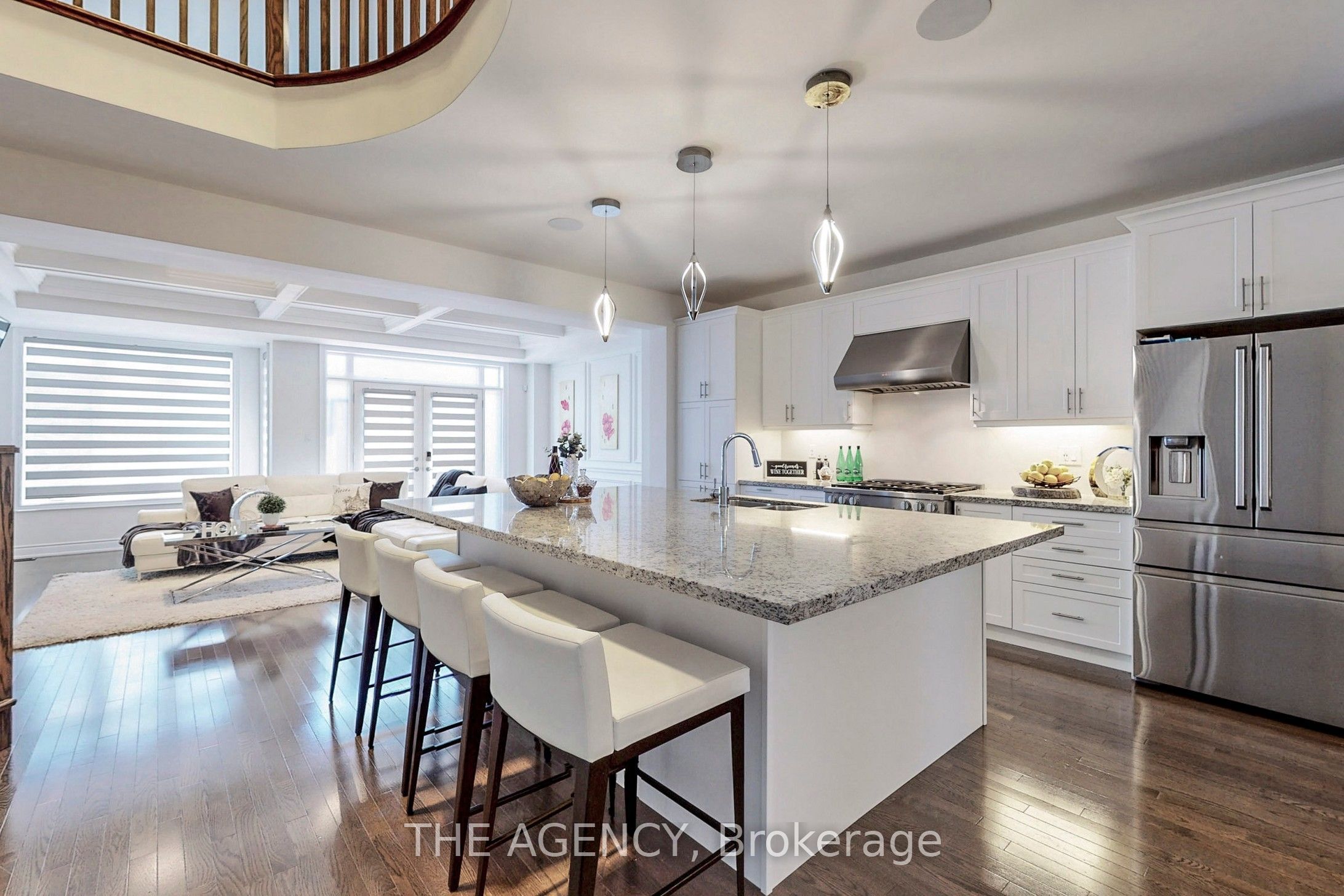 7 Kipling Grove Court, Etobicoke 2