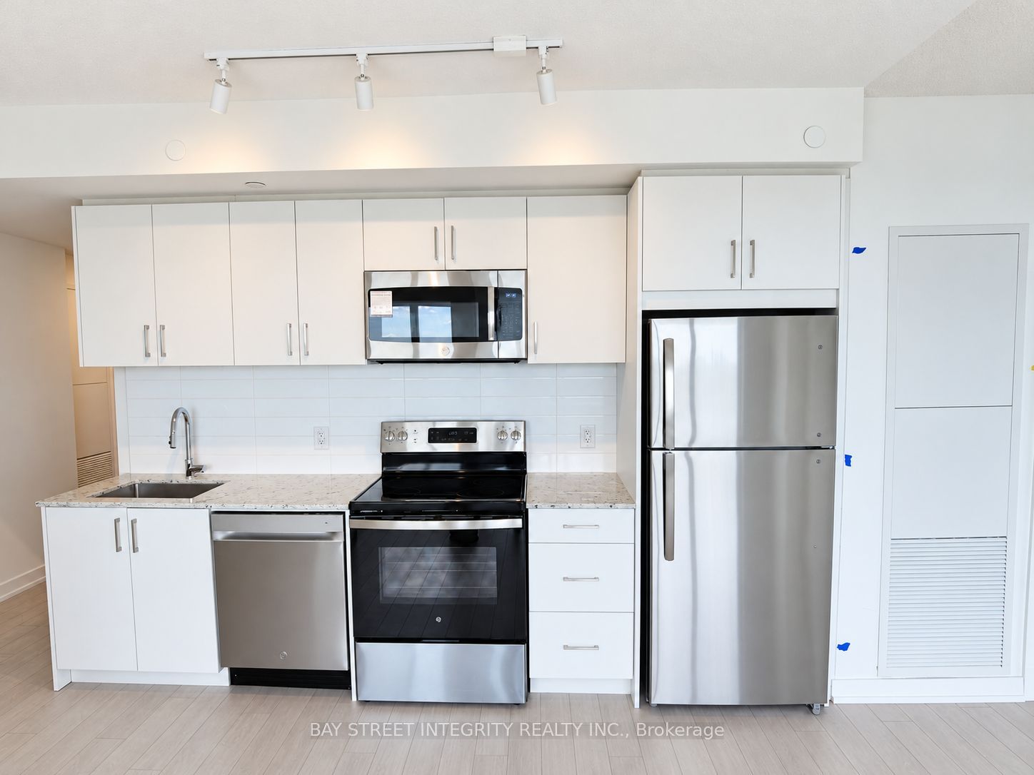 Unit 1108 - 4010 Eglinton Avenue W, Etobicoke 5