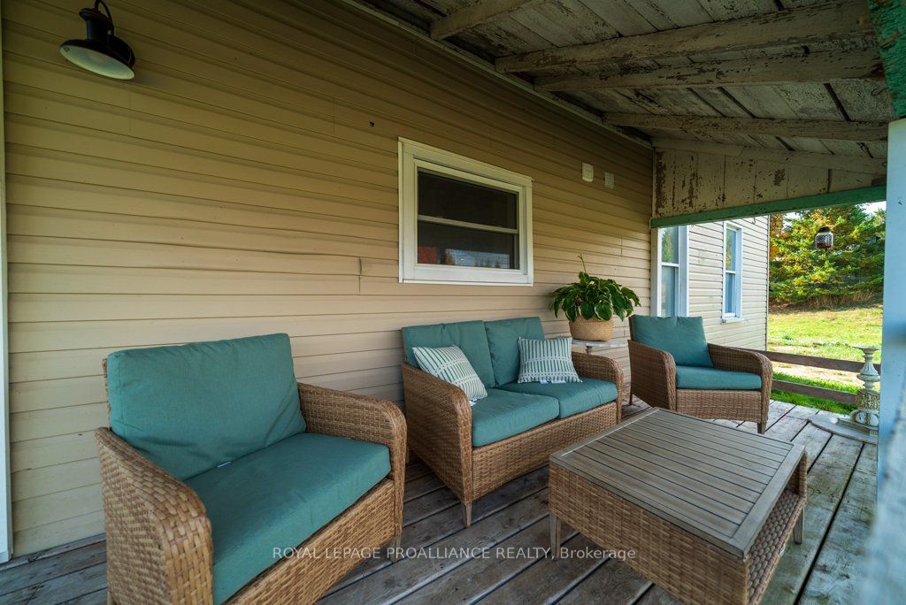 5948 Ardoch Road, North Frontenac 4