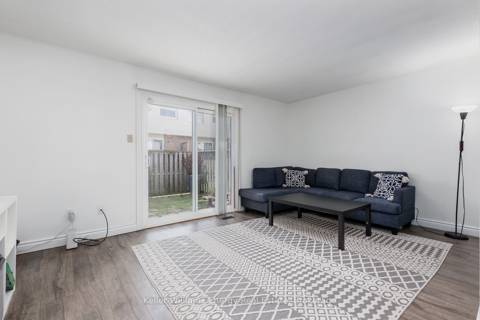 Unit B - 660 Grey Street, Brantford 3