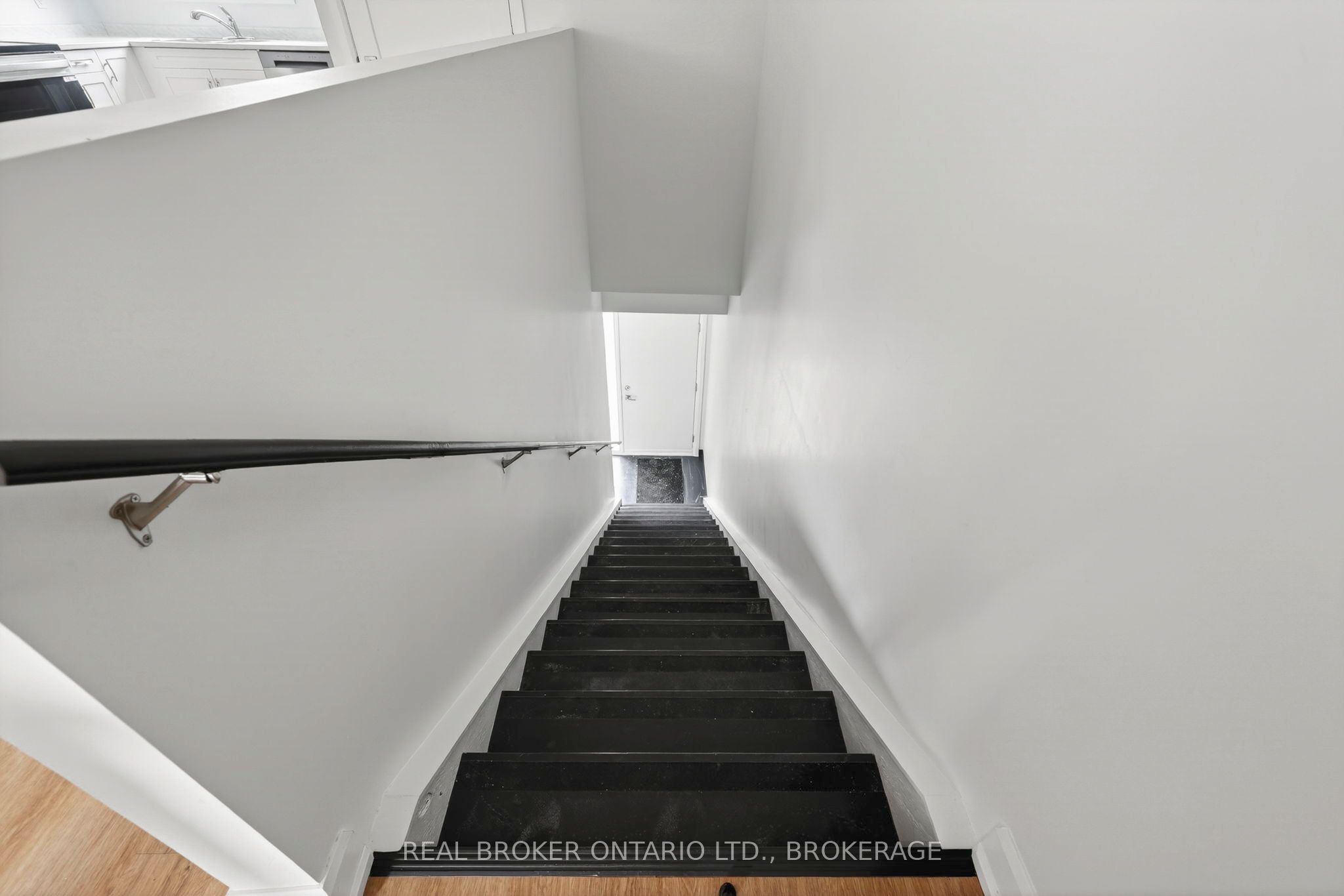 Unit Unit 9B - 600 Second Street E, Cornwall 3