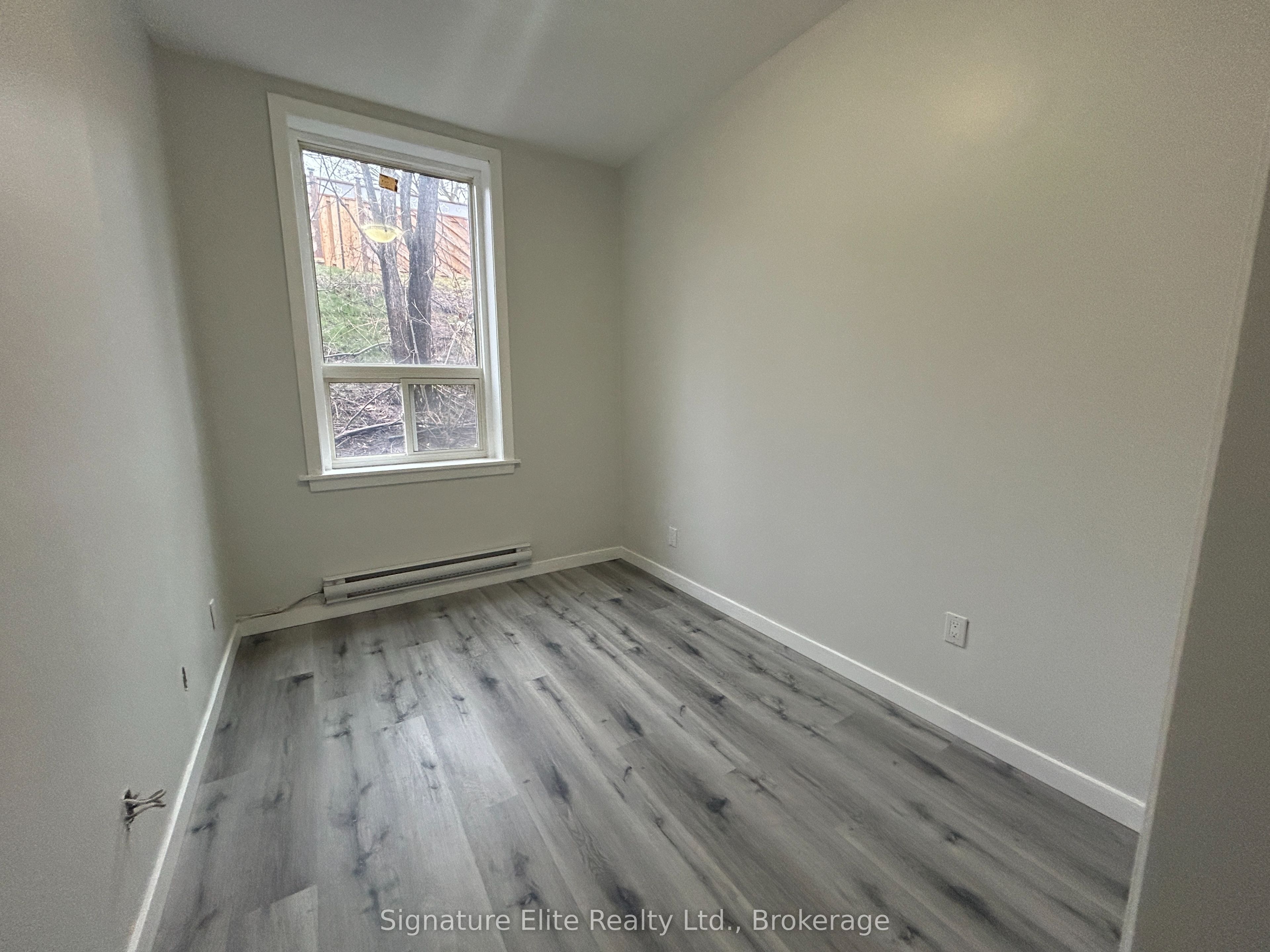 Unit 4 - 372 Darling Street, Brantford 4