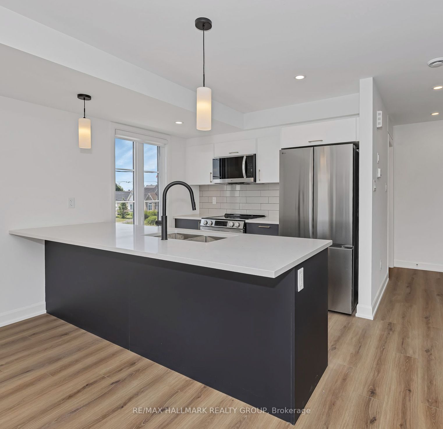 Unit 304 - 1124 Gabriel Street, Orleans-Gloucester 4