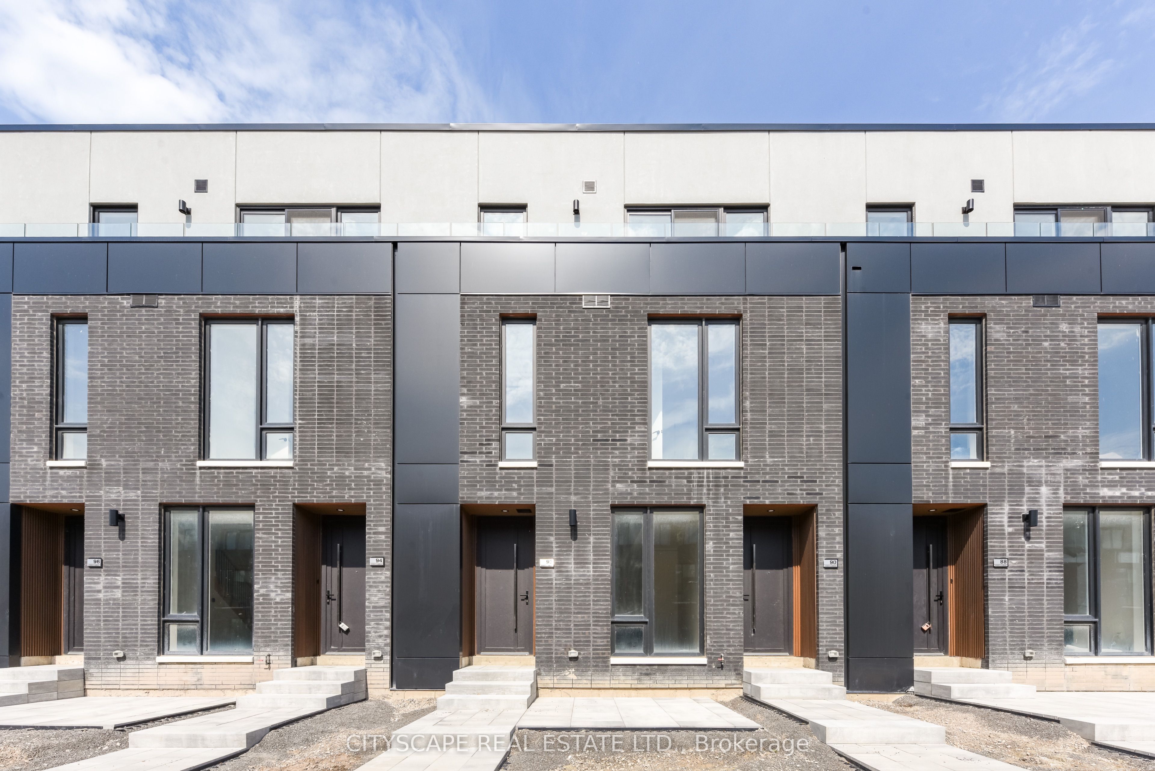 Unit 92 - 92 Everett Common, St. Catharines 3