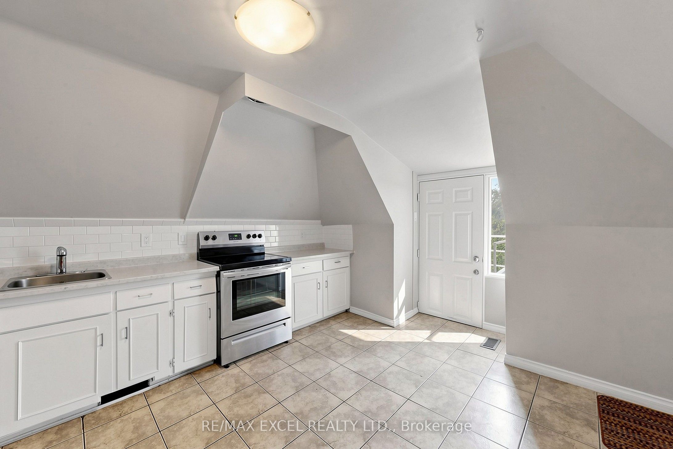 Unit Third - 259 Victoria Avenue N, Hamilton 2
