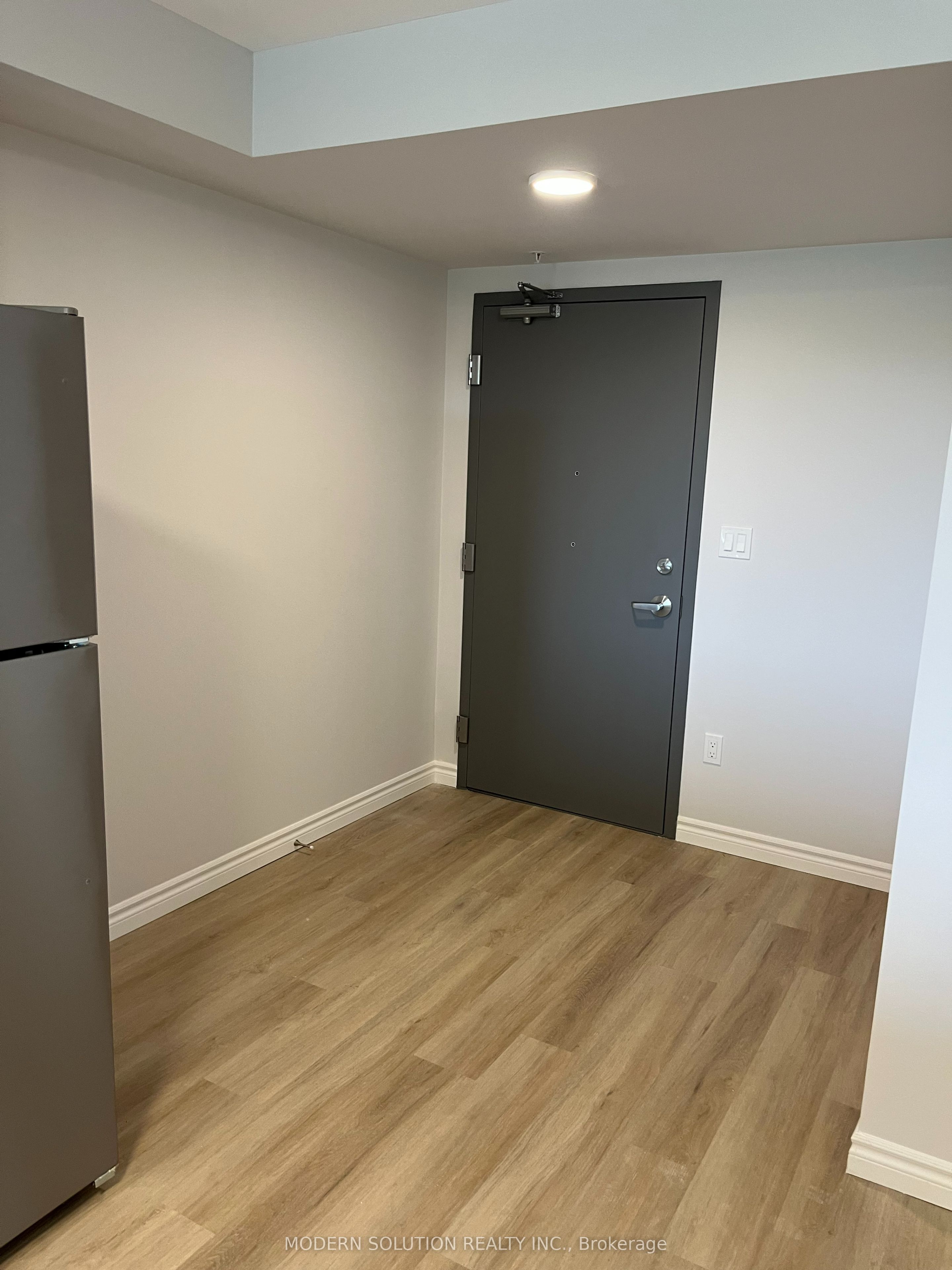 Unit 804 - 425 Watson Parkway N, Guelph 3
