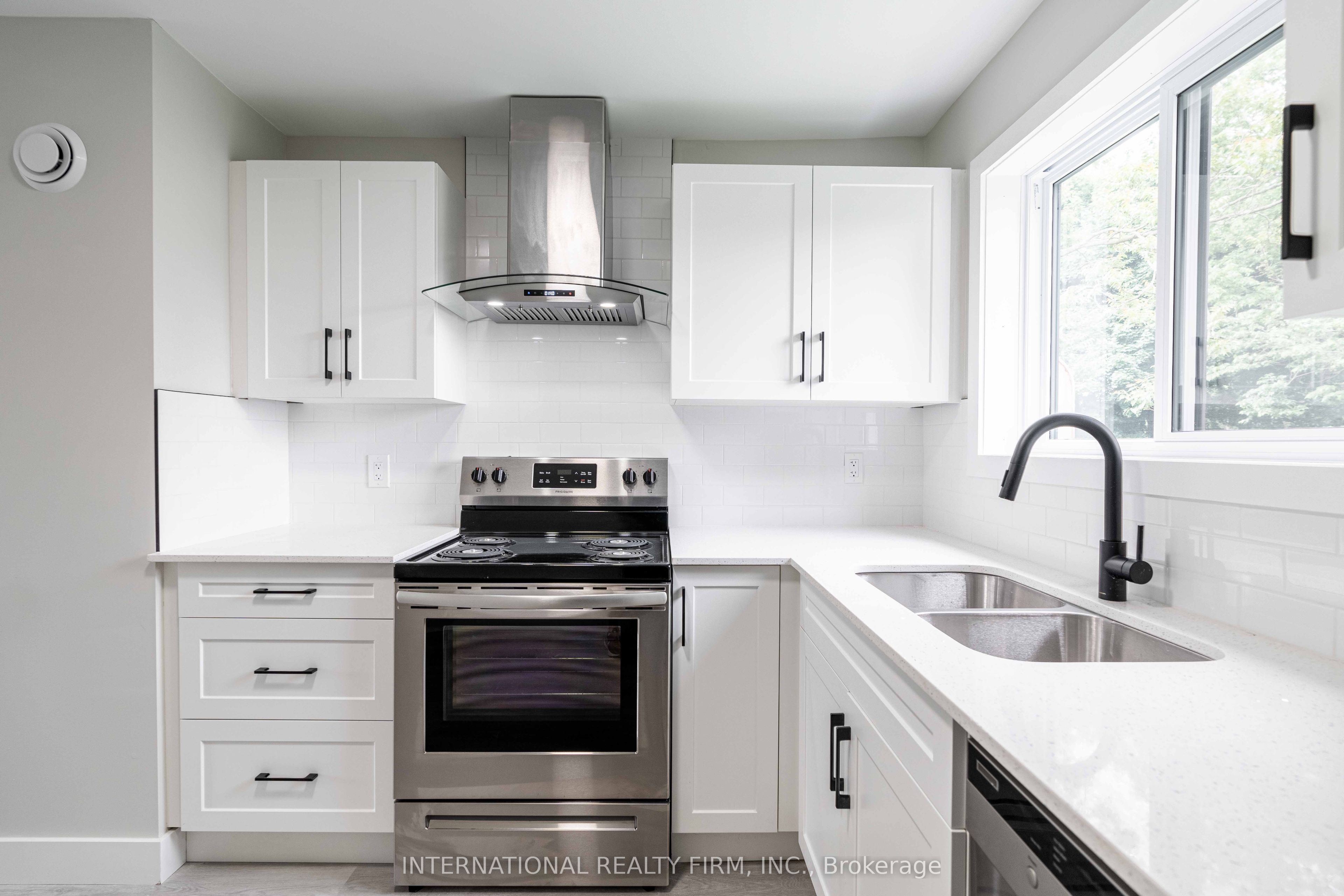 Unit 4 - 81 King Edward Avenue, London 3