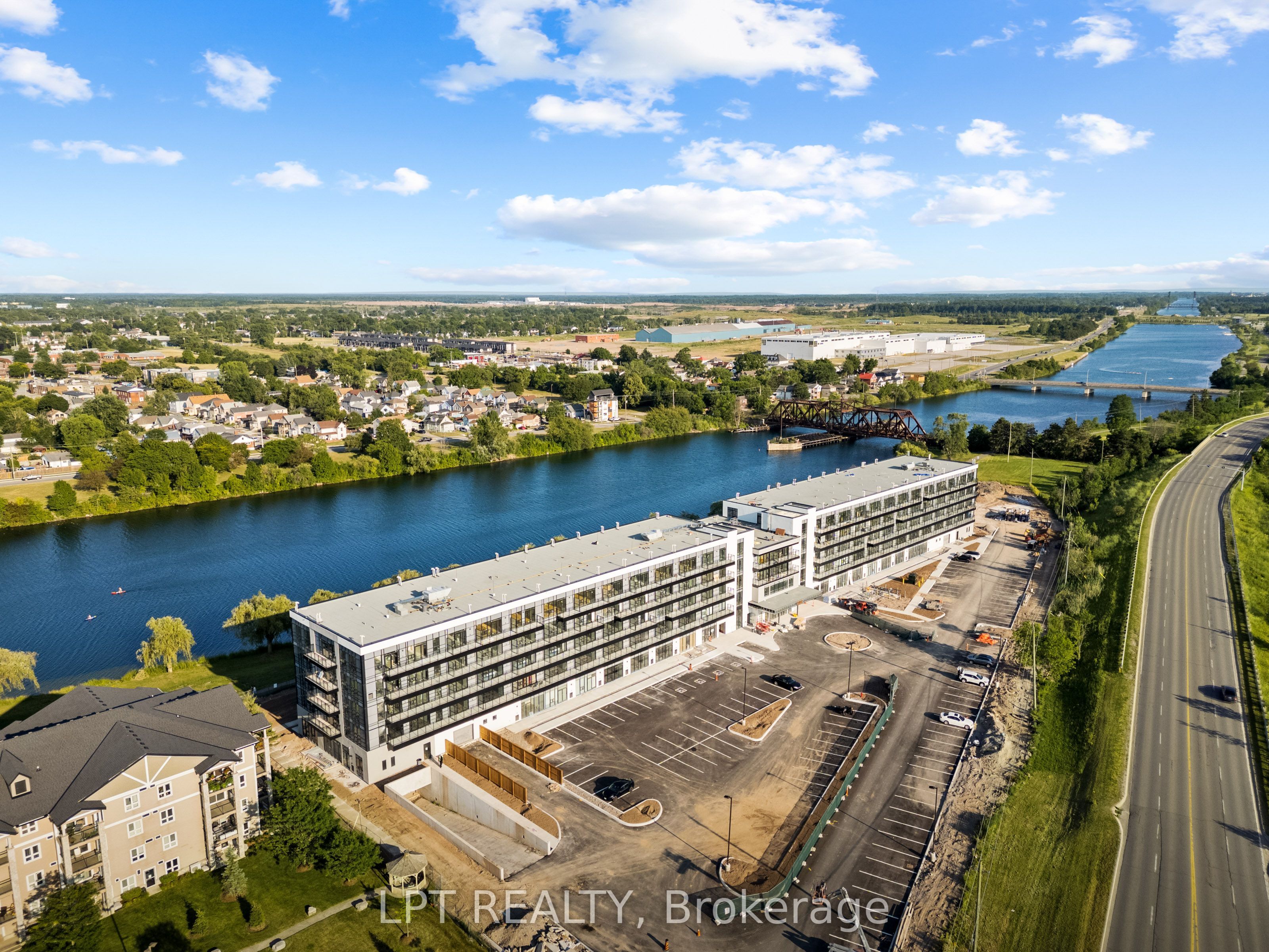 Unit 102 - 350 Prince Charles Drive S, Welland 5