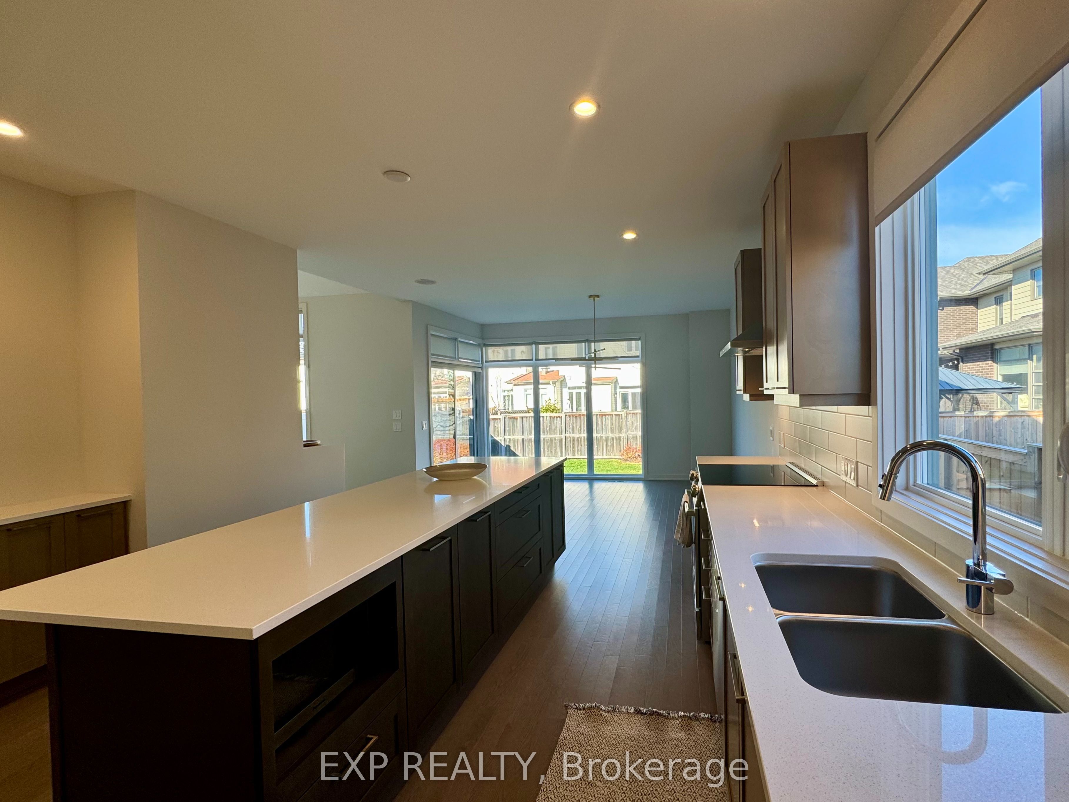 622 SUMMERHILL Street, Orleans-Gloucester 5