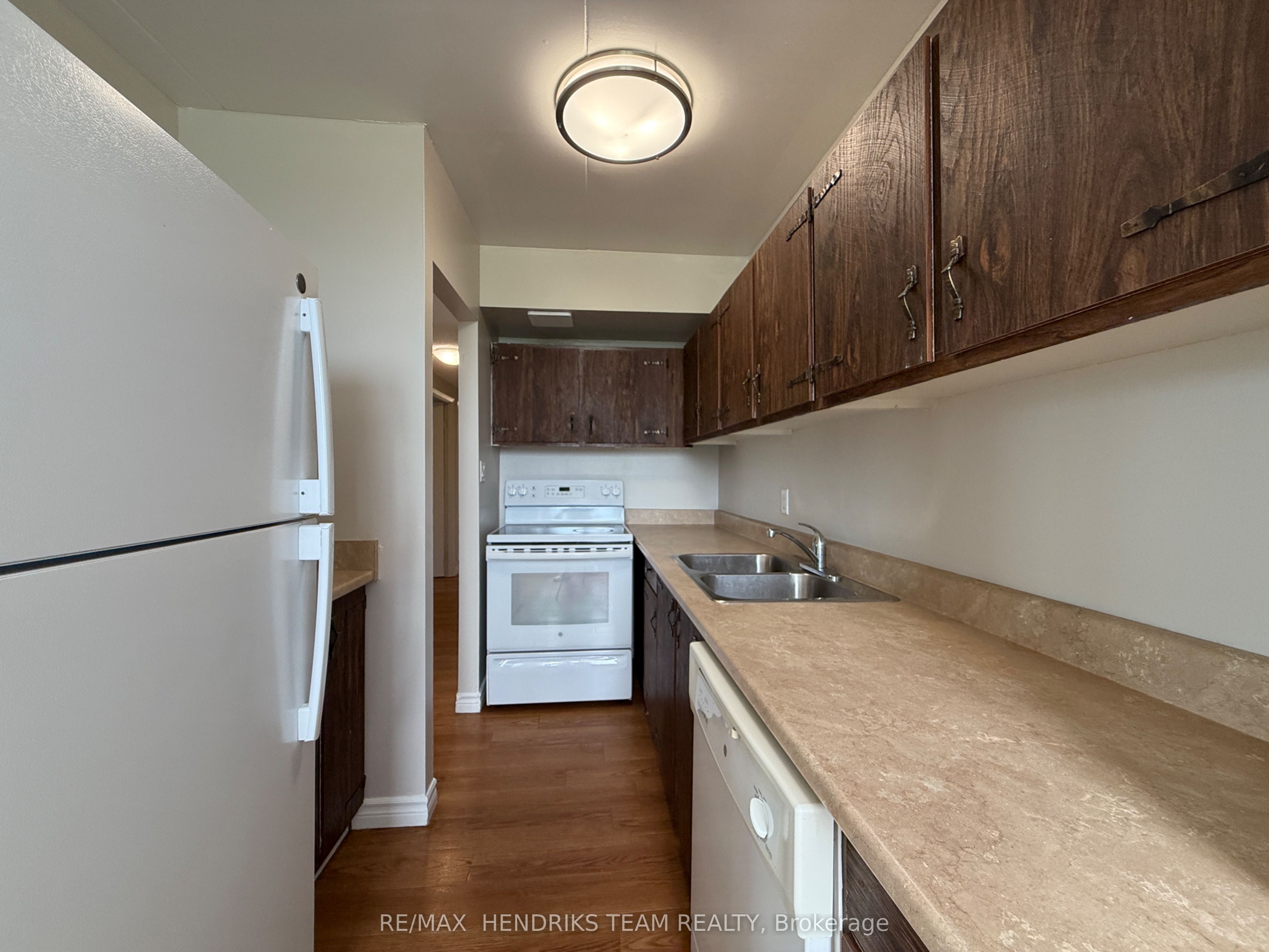 Unit B311 - 80 Rockwood Avenue, St. Catharines 2