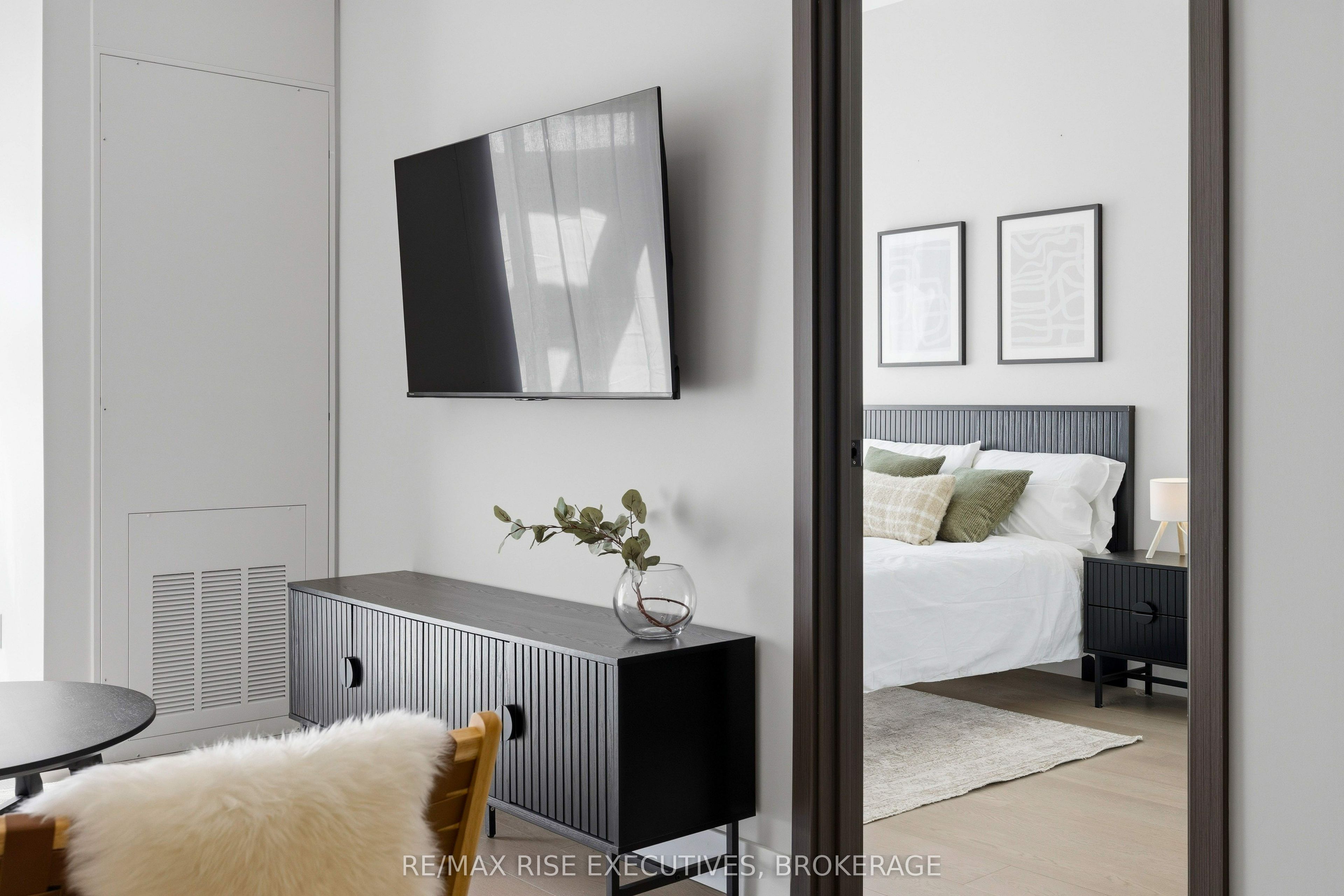 Unit 204 - 300 Skyfal Lane, Kingston 3