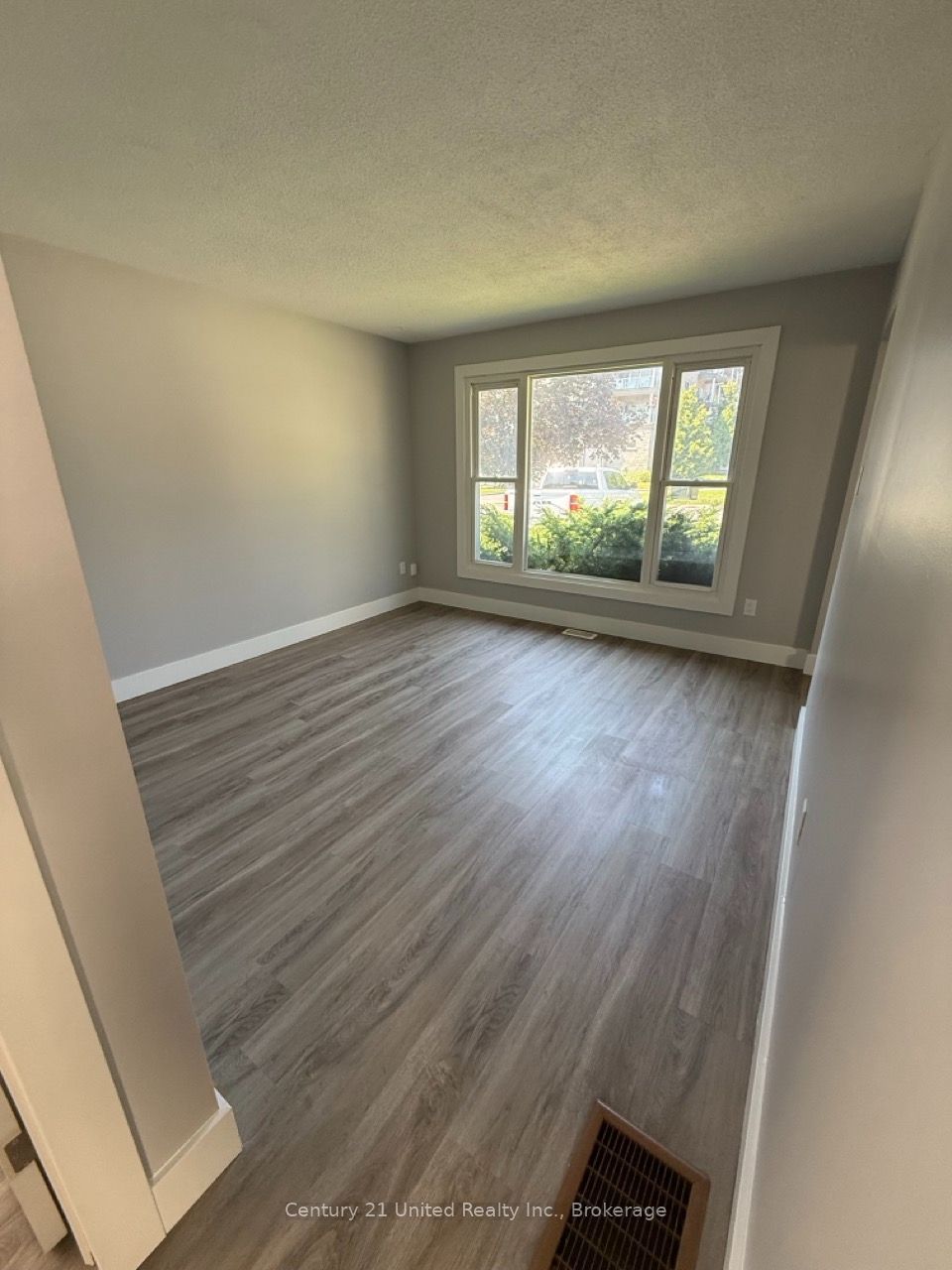 2012 Foxfarm Road, Peterborough 3