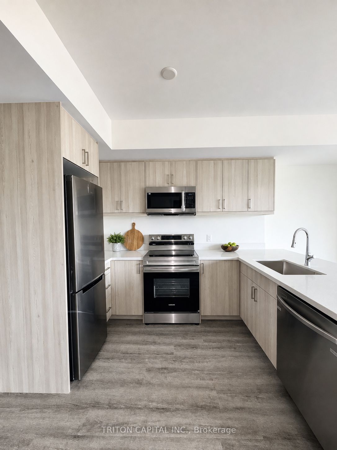 Unit 235 - 350 Prince Charles Drive, Welland 4