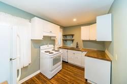 5254 Stanley Avenue, Niagara Falls 2