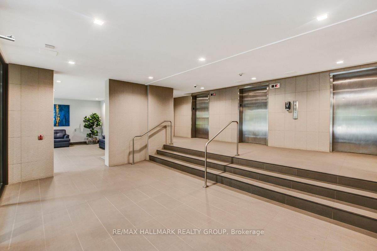 Unit 1003 - 665 Bathgate Drive, Ottawa 4