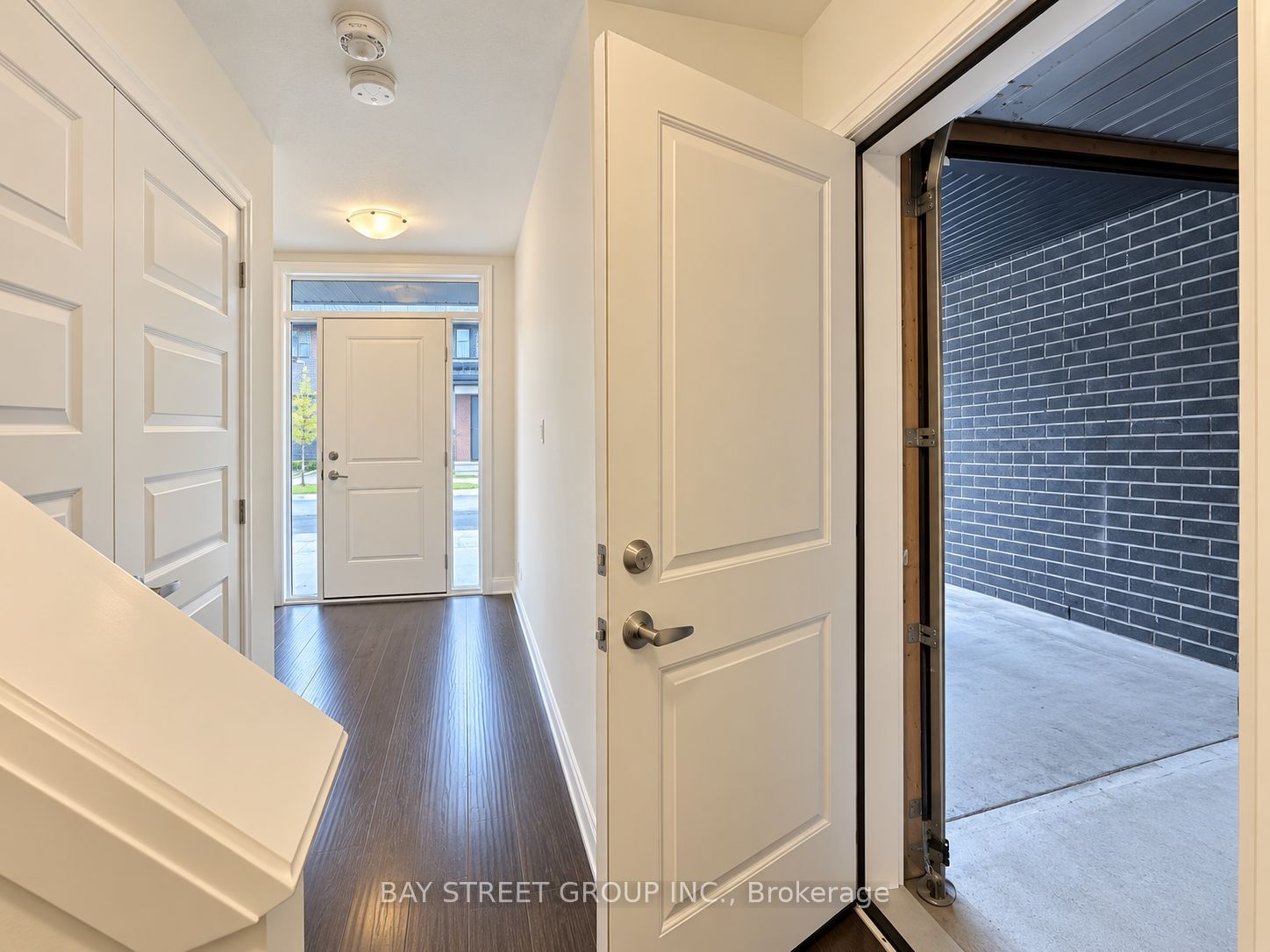 Unit 106 - 3260 Singleton Avenue, London 3