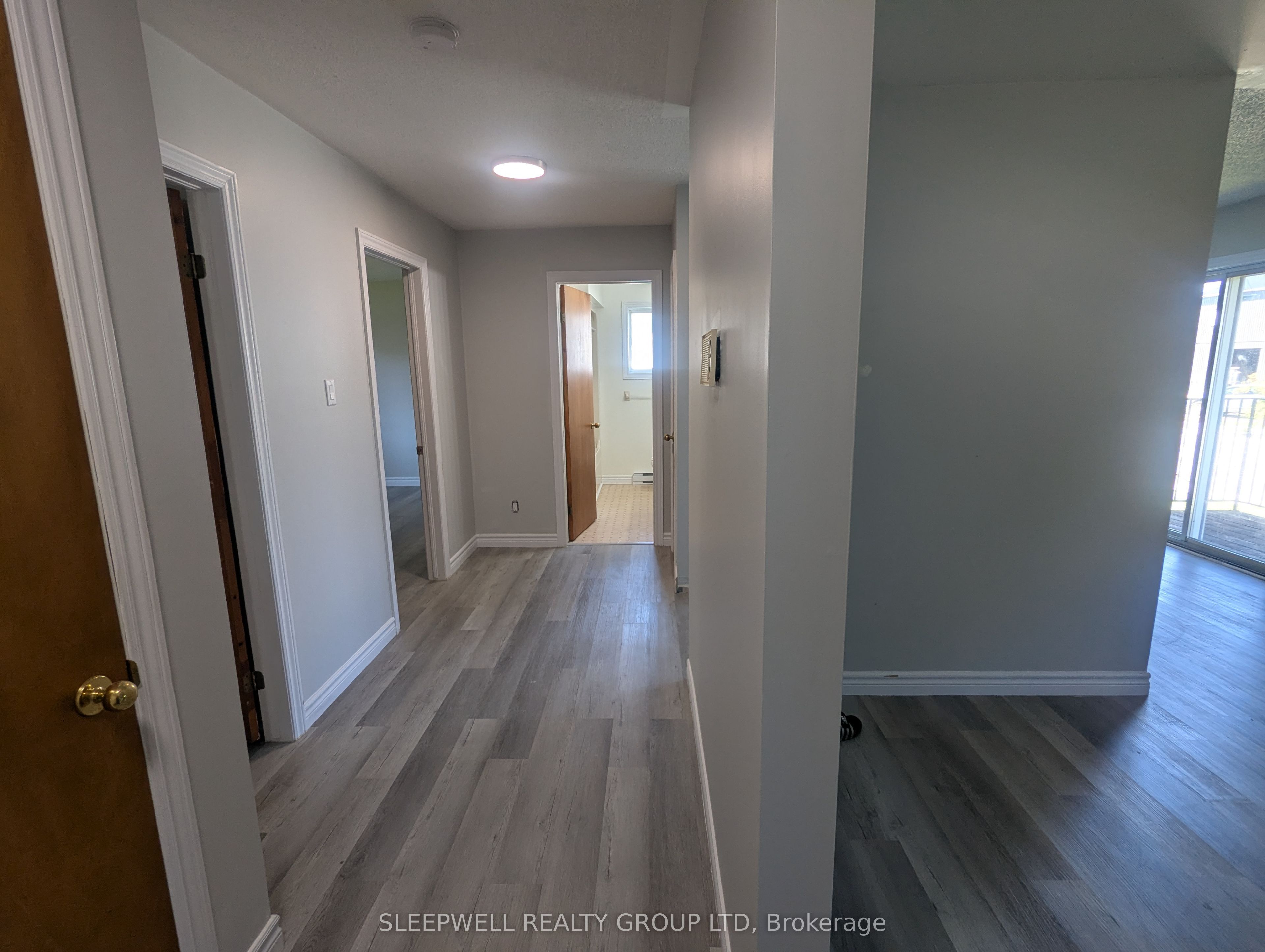 Unit 3 - 52 Mill Street, North Dundas 3