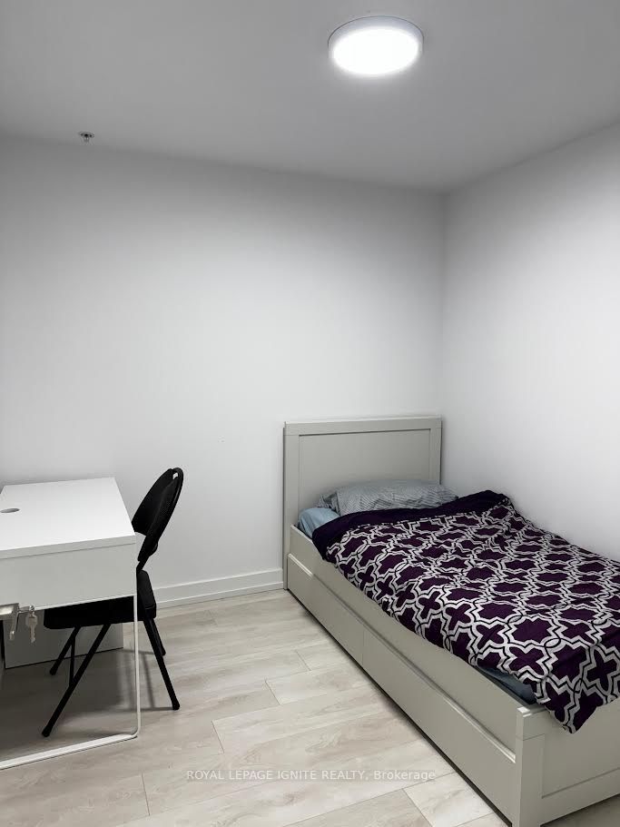 Unit 912 - 75 James Street S, Hamilton 5