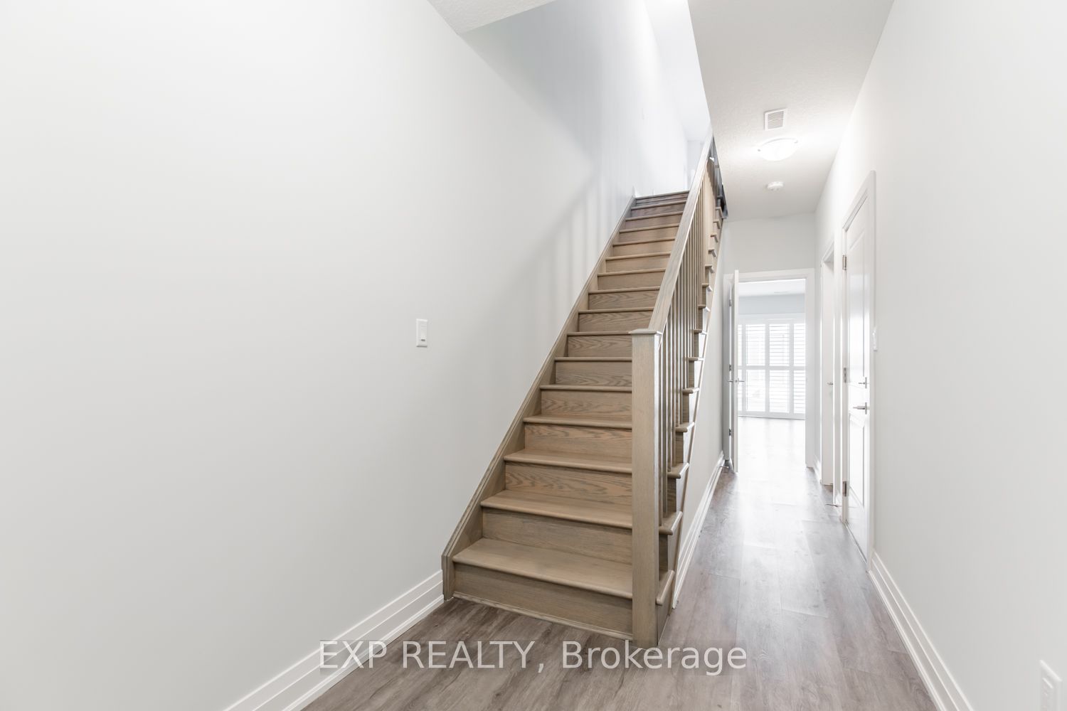 21 Bayberry Lane, Glanbrook 3
