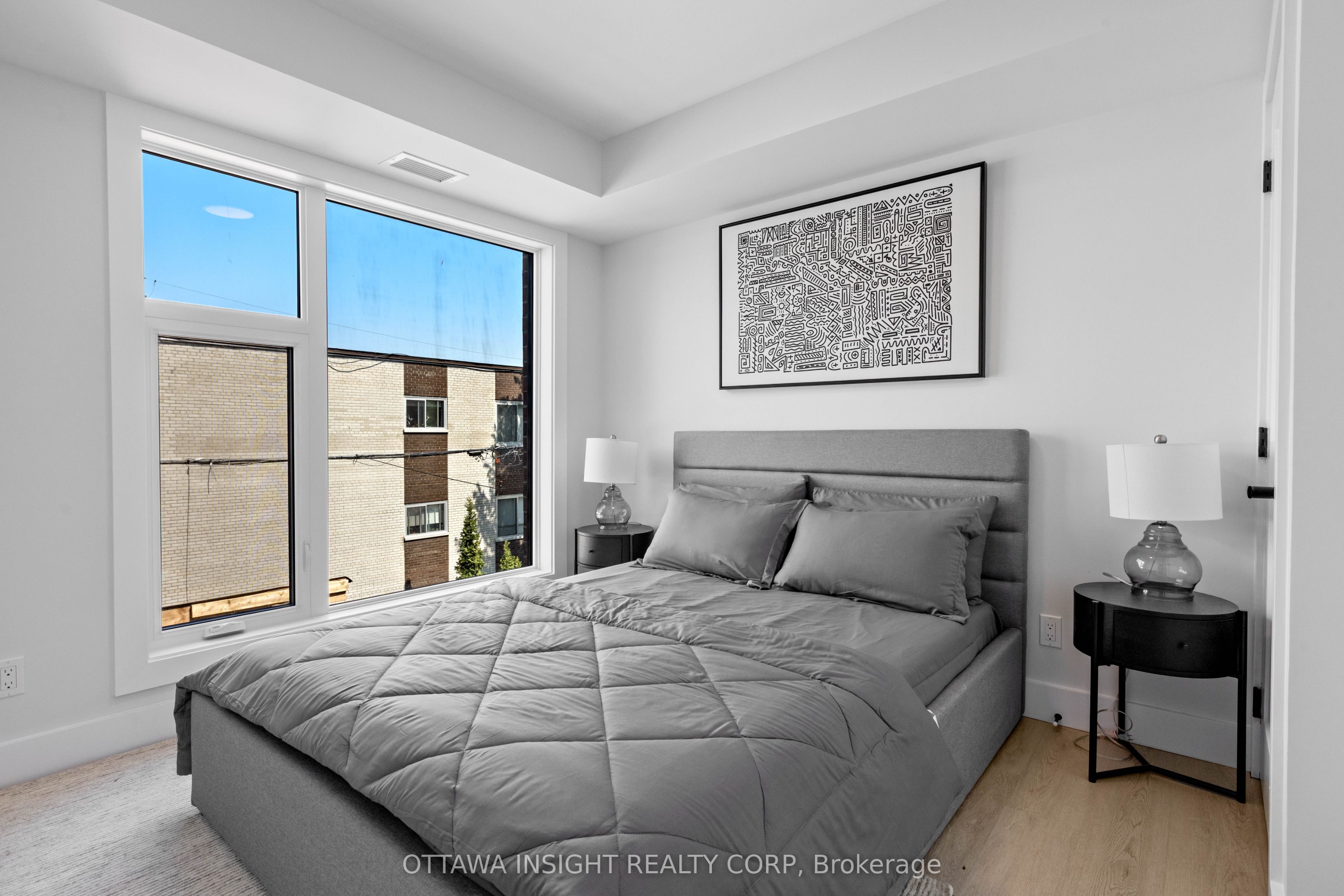 Unit 4 - 2405 Carlsen Avenue, Ottawa 5