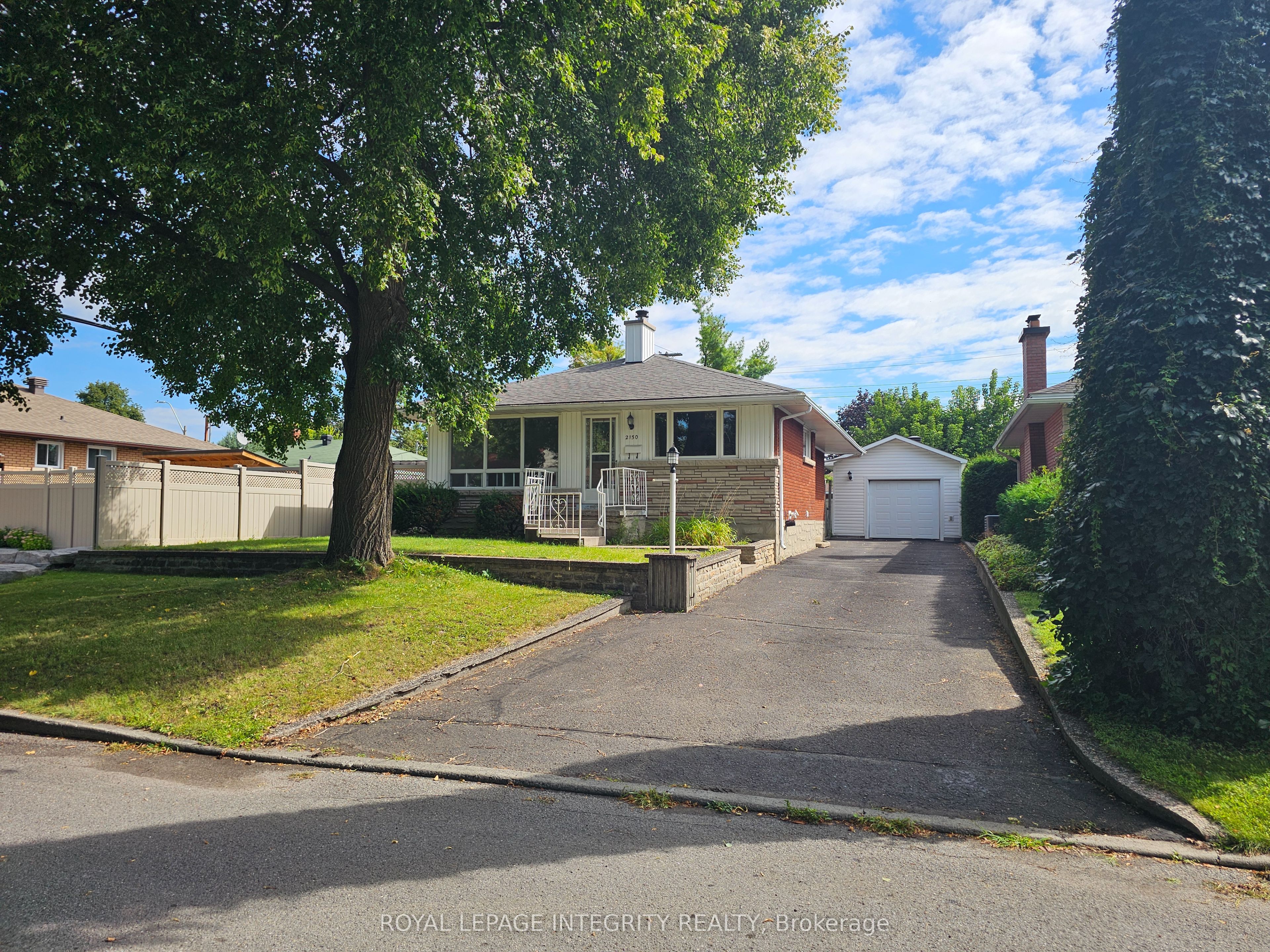 2150 Lemay Crescent, Ottawa 2