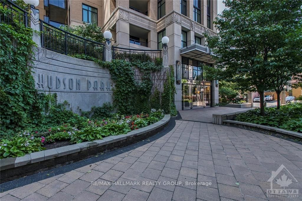 Unit 908 - 245 Kent Street, Ottawa 4