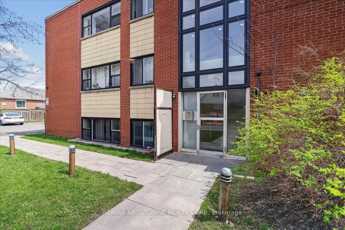 Unit 6 - 291 East 38th Street, Hamilton 2