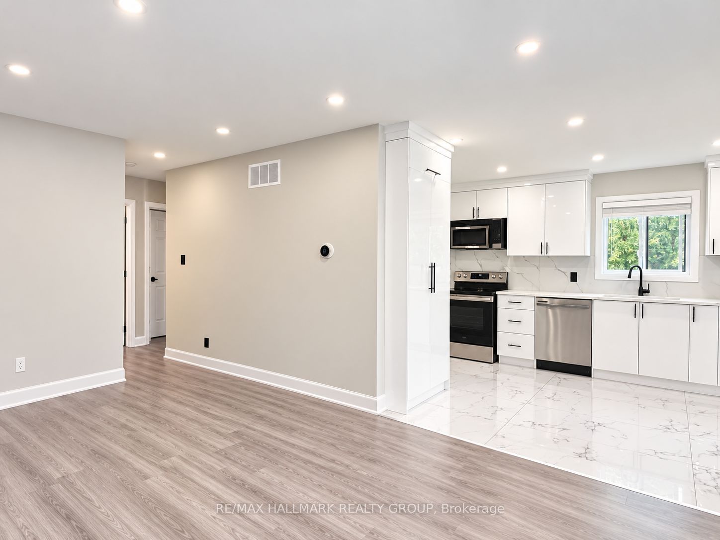 Unit 3A - 131 Camelia Avenue, Ottawa 4