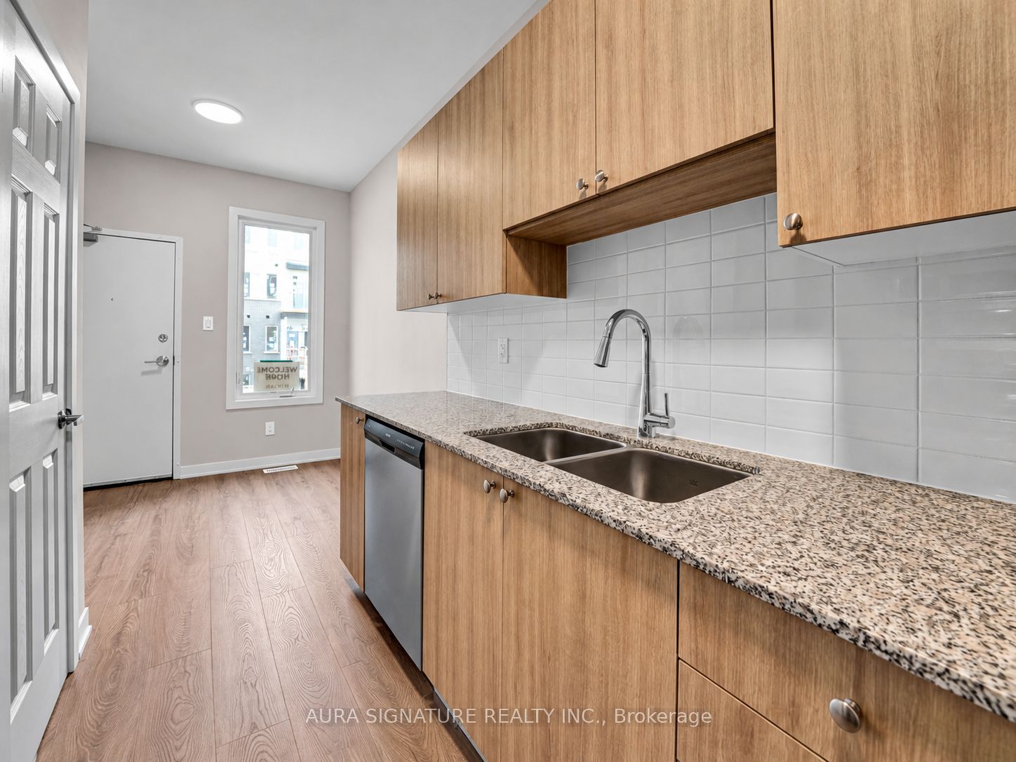 820 Utopie Private, Orleans-Gloucester 2