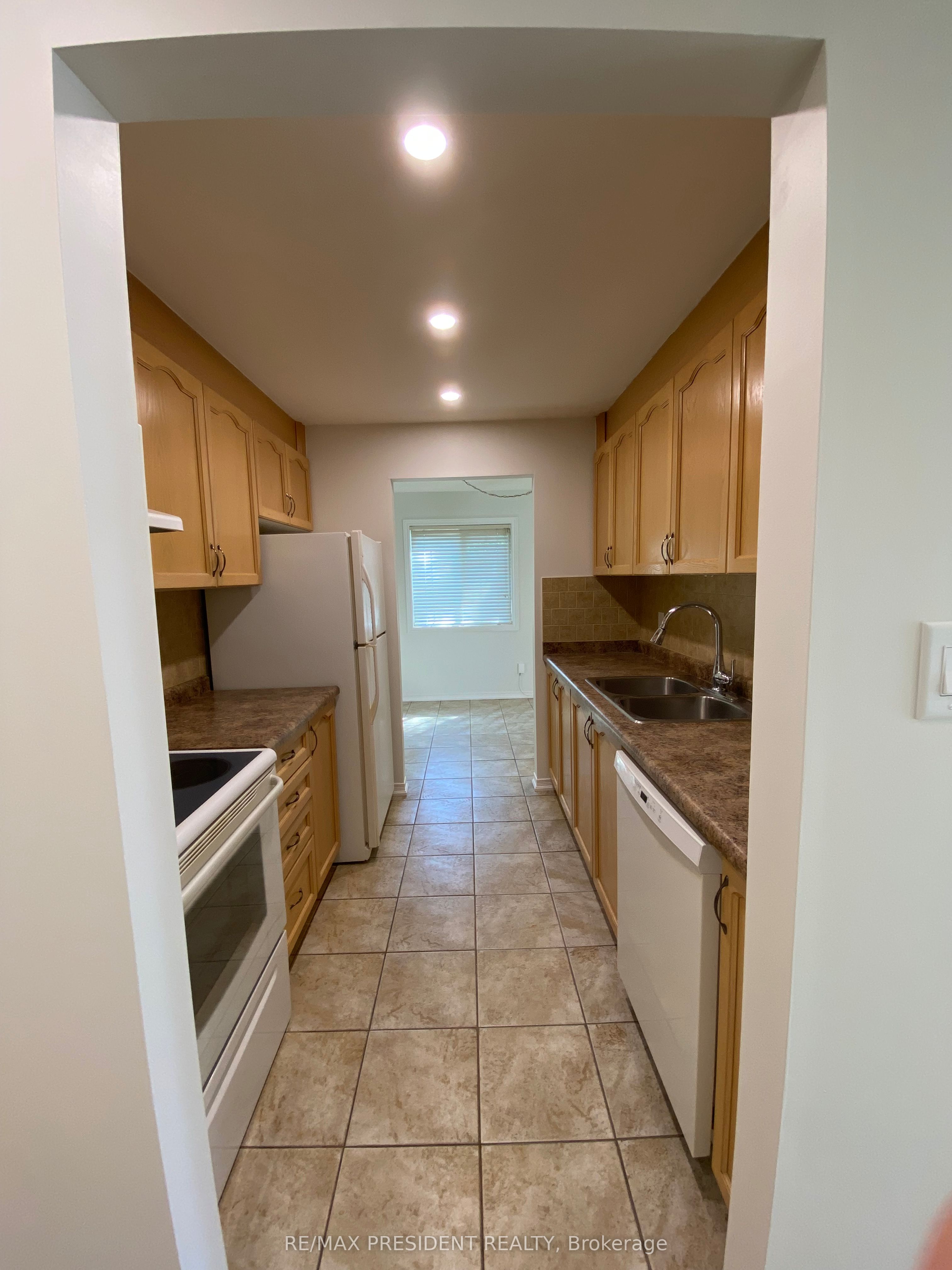 Unit 4 - 897 Stone Church Road E, Hamilton 4