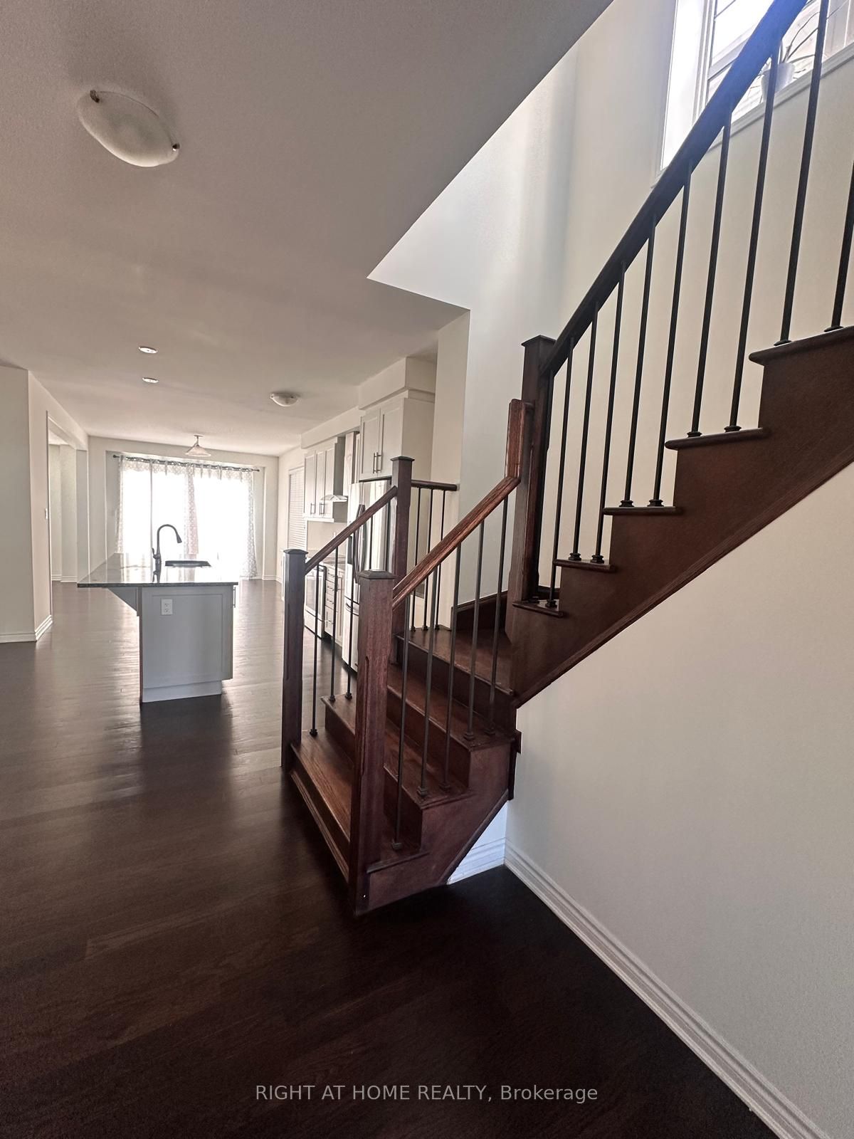 516 Equestrian Way, Cambridge 4